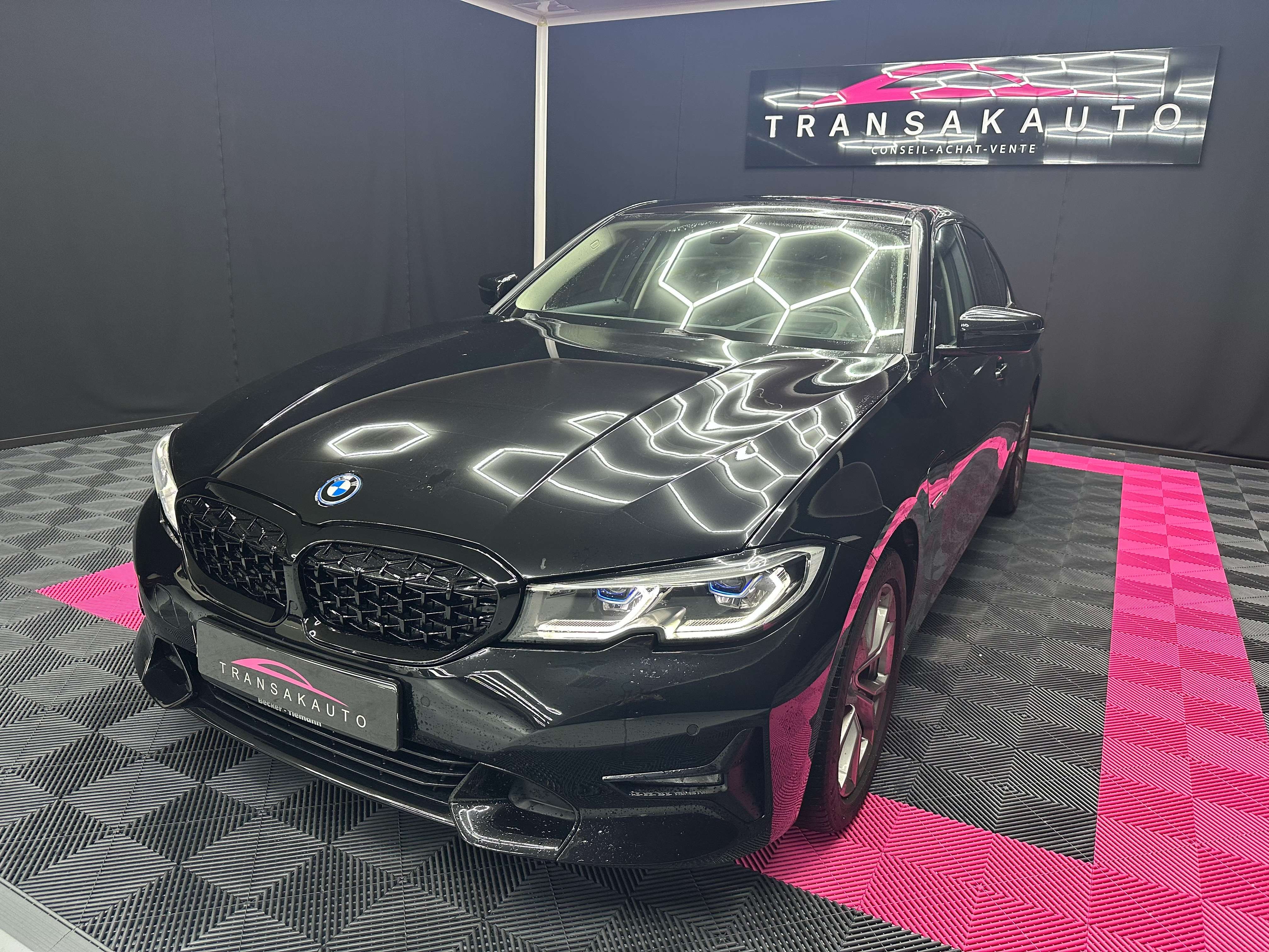 BMW 320 CARNET BMW / PACK SPORT / LASER / GARANTIE 12 MOIS