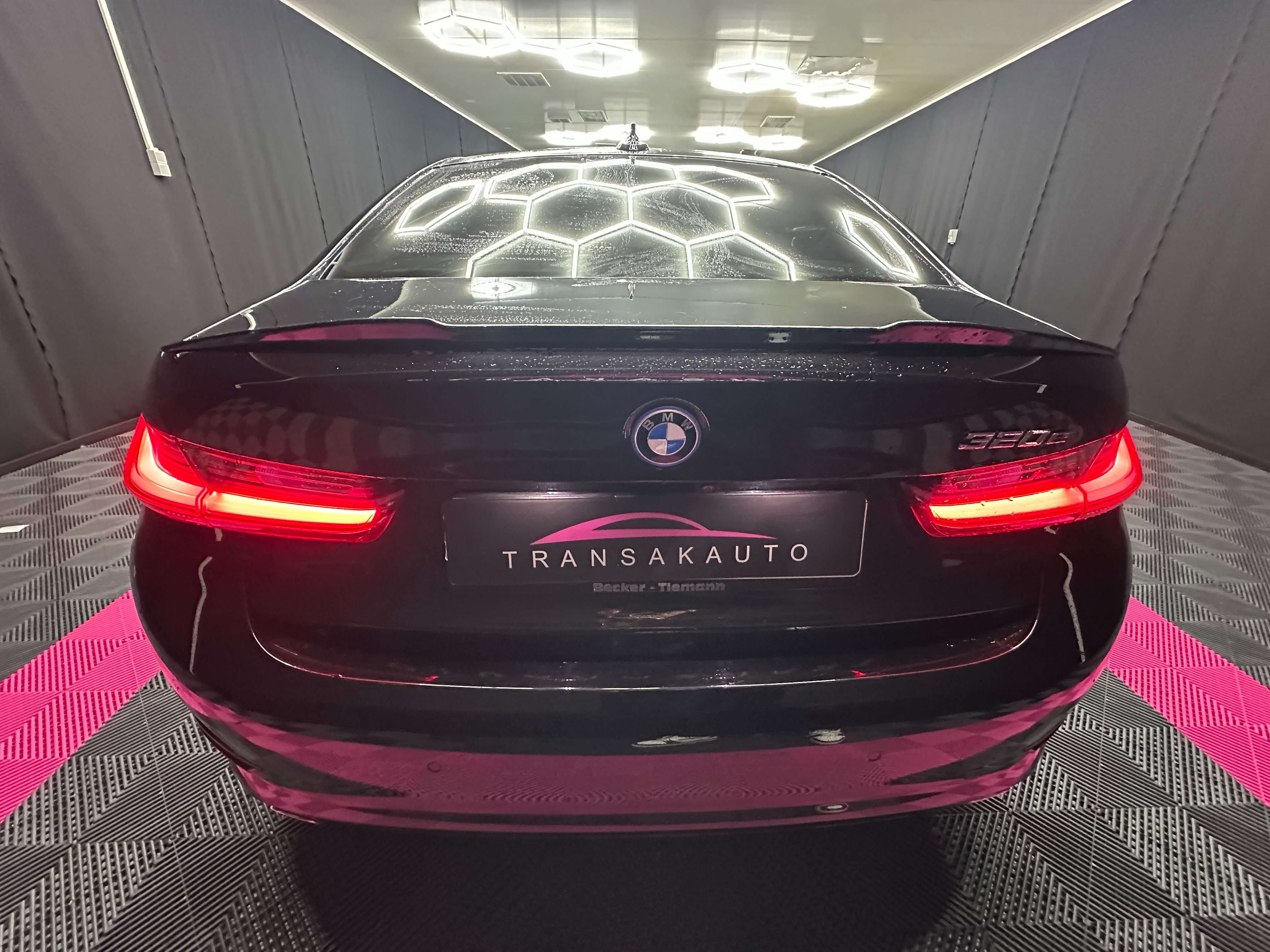 BMW 320 CARNET BMW / PACK SPORT / LASER / GARANTIE 12 MOIS