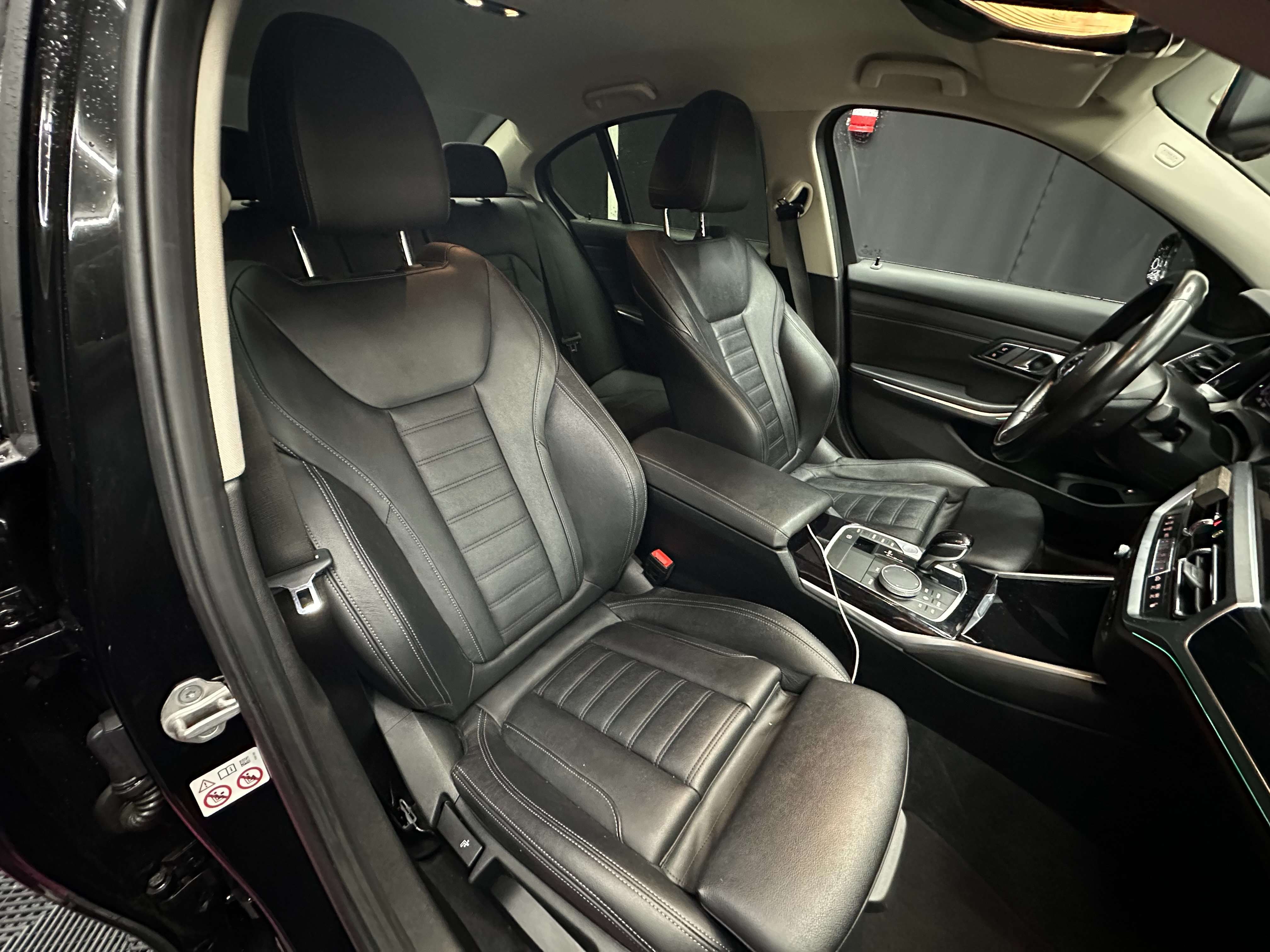 BMW 320 CARNET BMW / PACK SPORT / LASER / GARANTIE 12 MOIS
