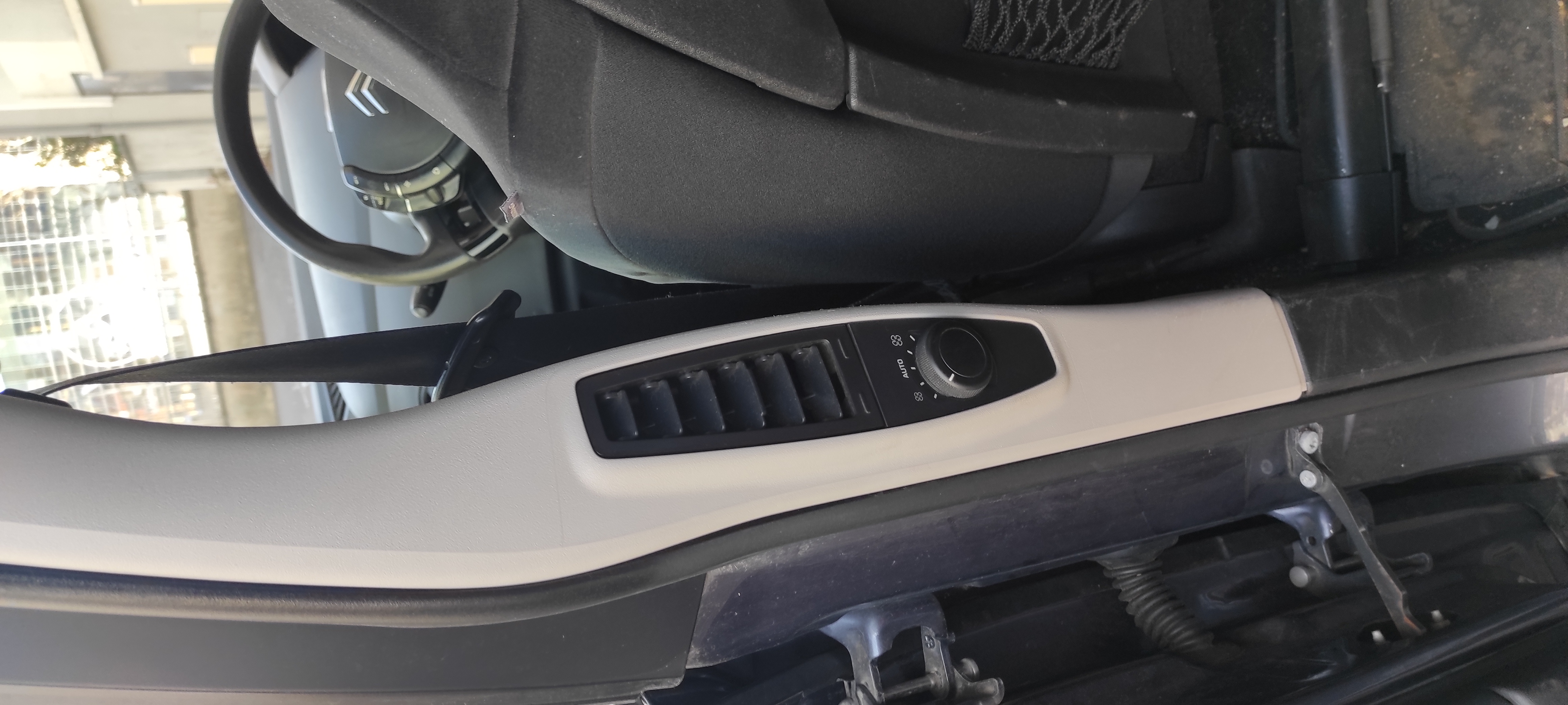 Citroen C4 Grand Picasso 7 places 1.6 HDi 110 CH version pack confort