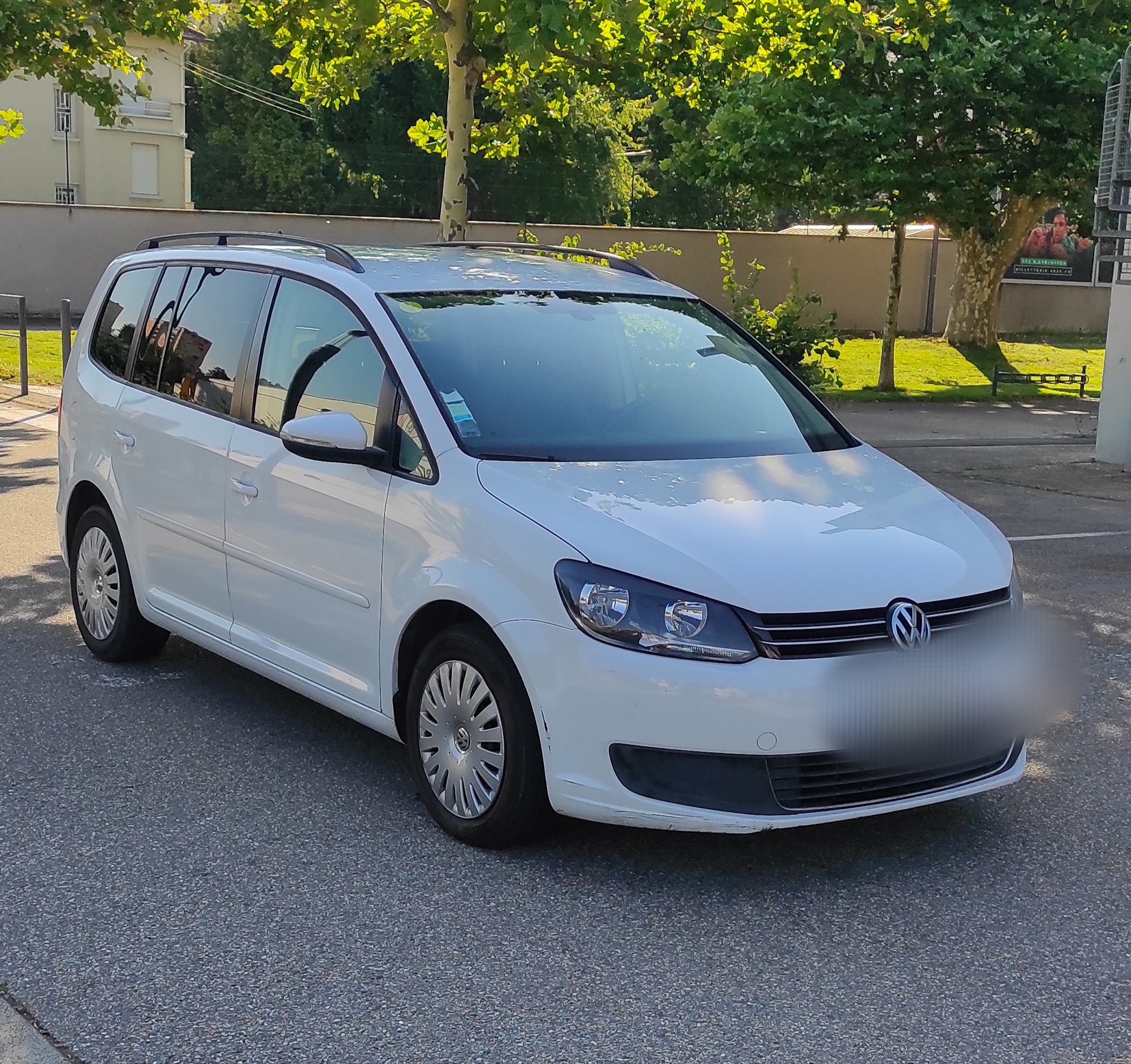 Volkswagen Touran 7 places 1.6 TDi 105 CH version confortline