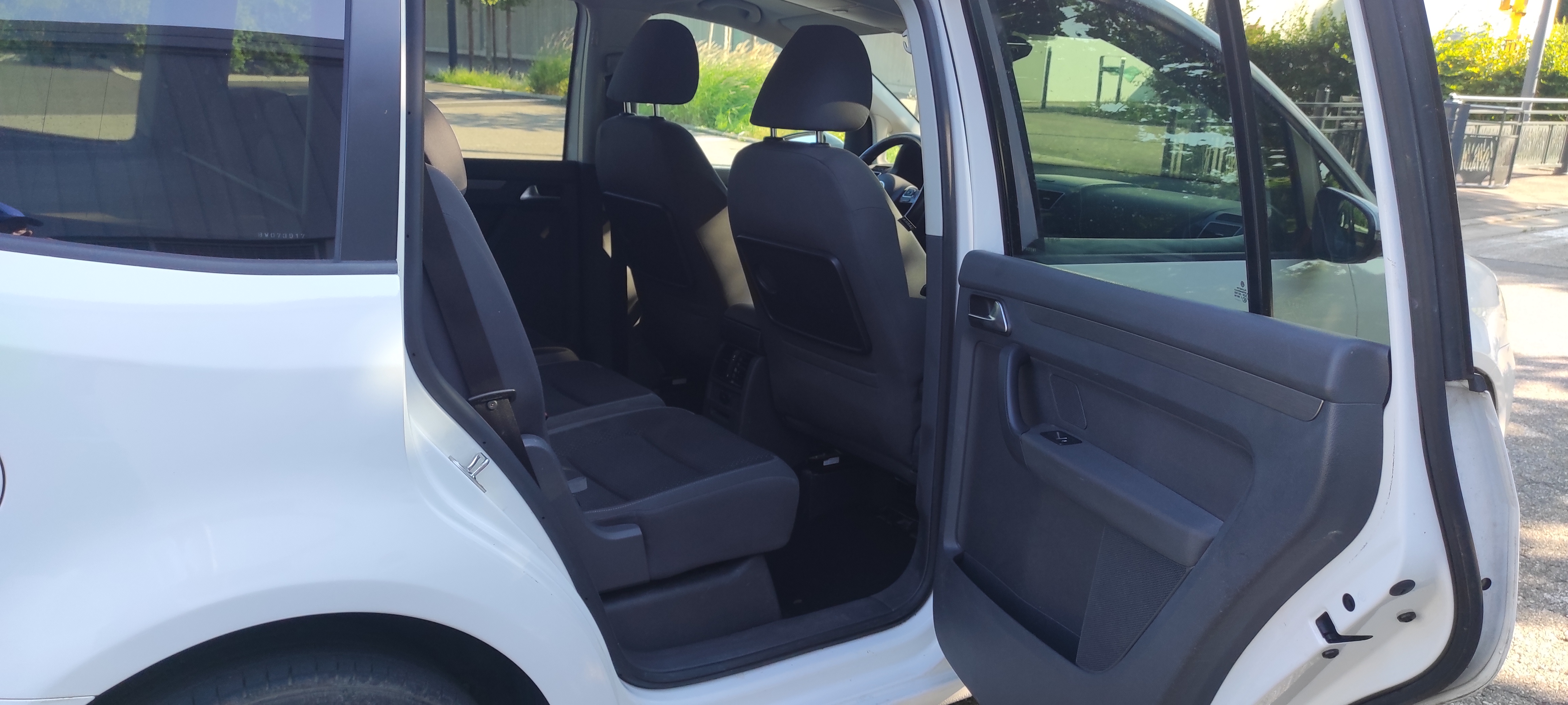 Volkswagen Touran 7 places 1.6 TDi 105 CH version confortline