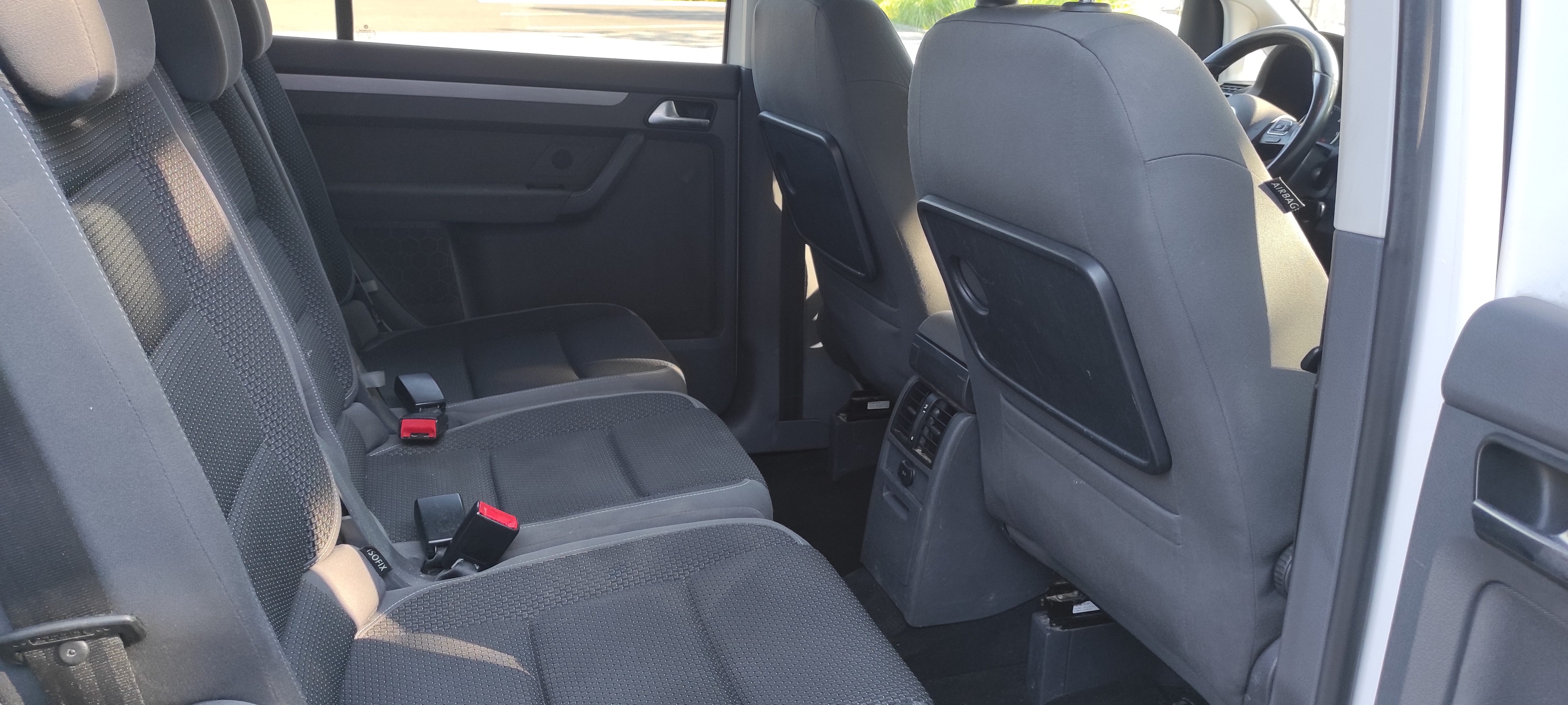 Volkswagen Touran 7 places 1.6 TDi 105 CH version confortline