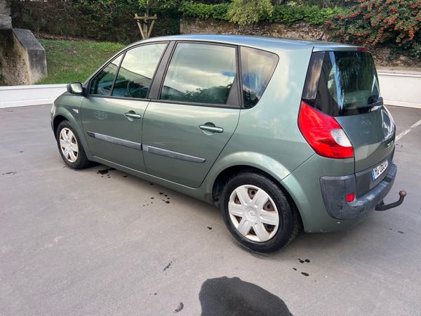 Renault Scenic II 1.9 DCI 120 LUXE DYNAMIQUE