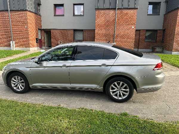 Volkswagen Passat VIII 1.6 TDI 120 BLUEMOTION TECHNOLOGY CONFORTLINE