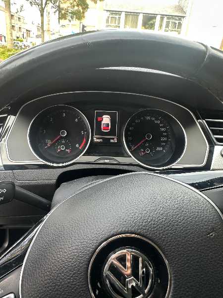 Volkswagen Passat VIII 1.6 TDI 120 BLUEMOTION TECHNOLOGY CONFORTLINE