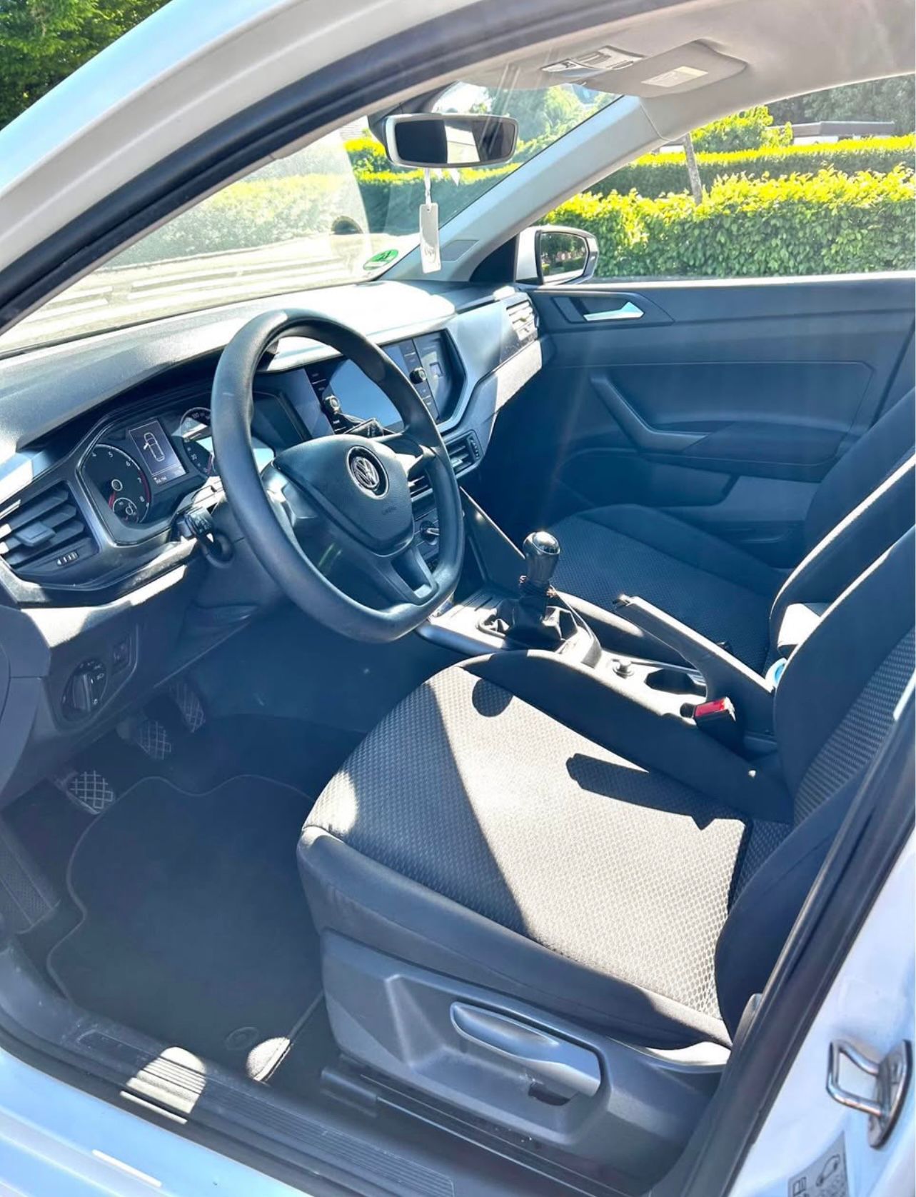 Volkswagen Polo VI 1.0 65 TRENDLINE