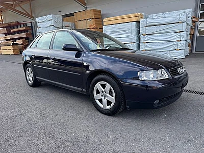 Audi A3 1.8 T 150 AMBITION 5P