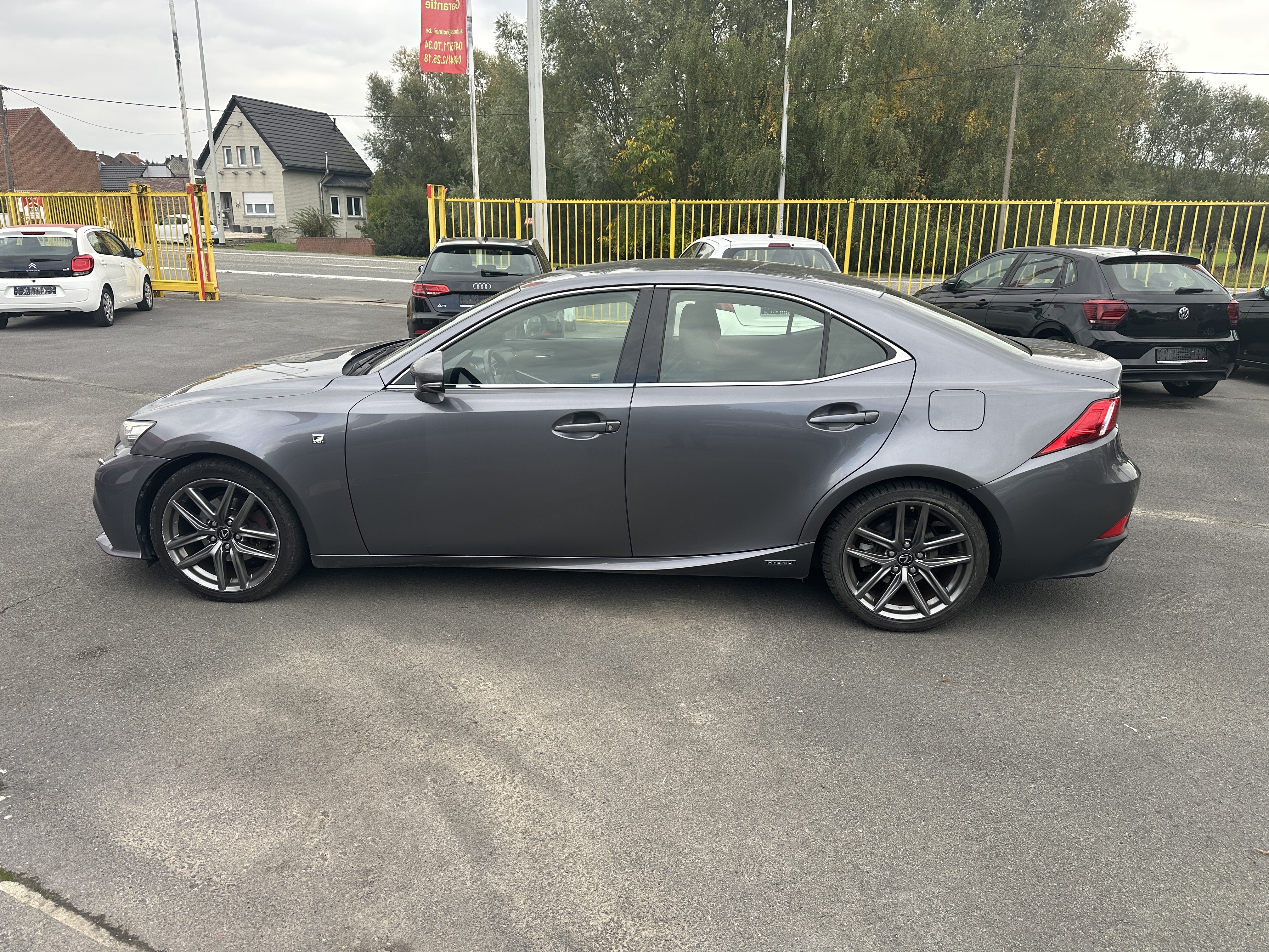 Lexus Is Lexus is300H F Sport Hybrid-Essence 133kw-181cv