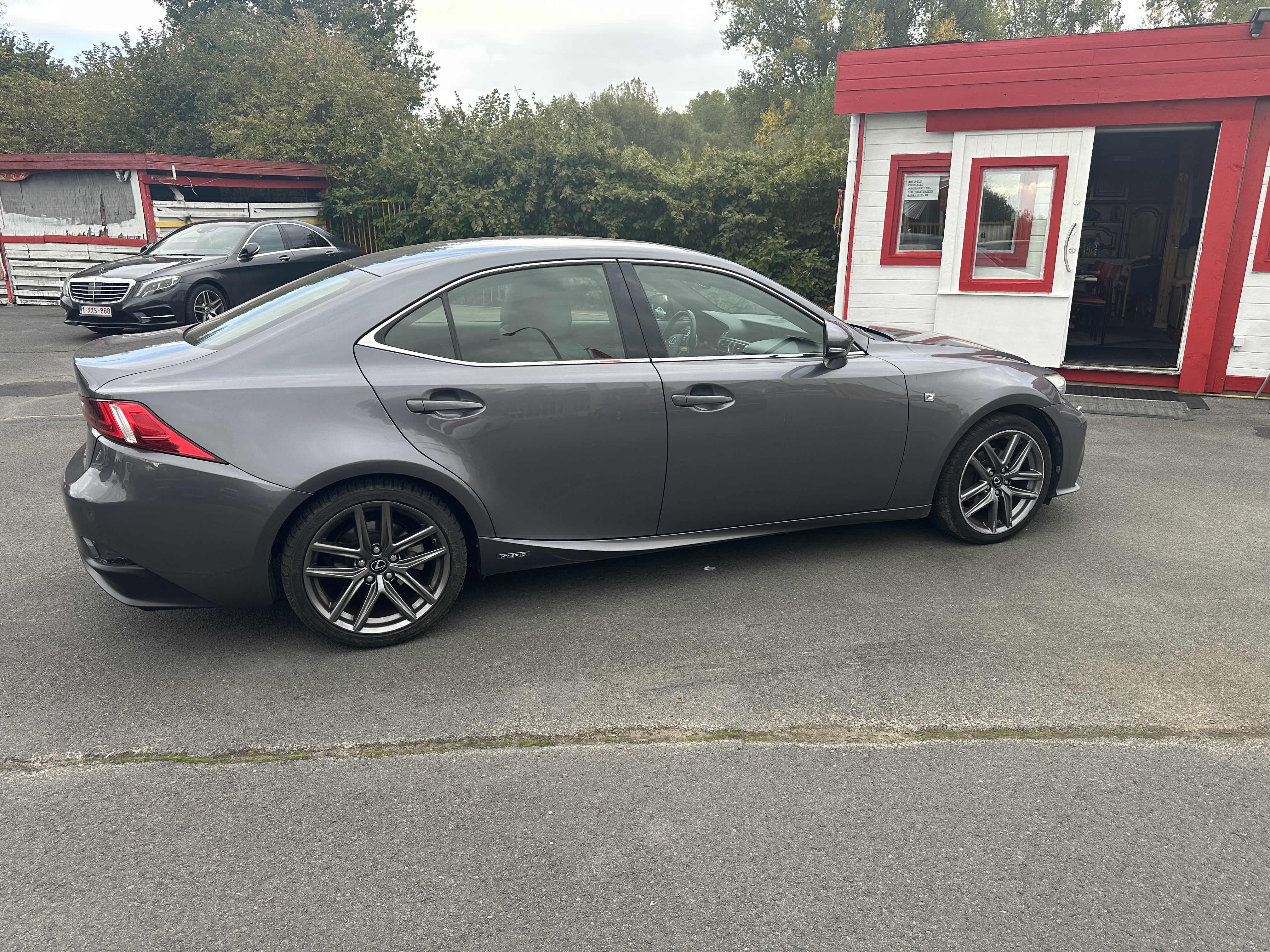 Lexus Is Lexus is300H F Sport Hybrid-Essence 133kw-181cv