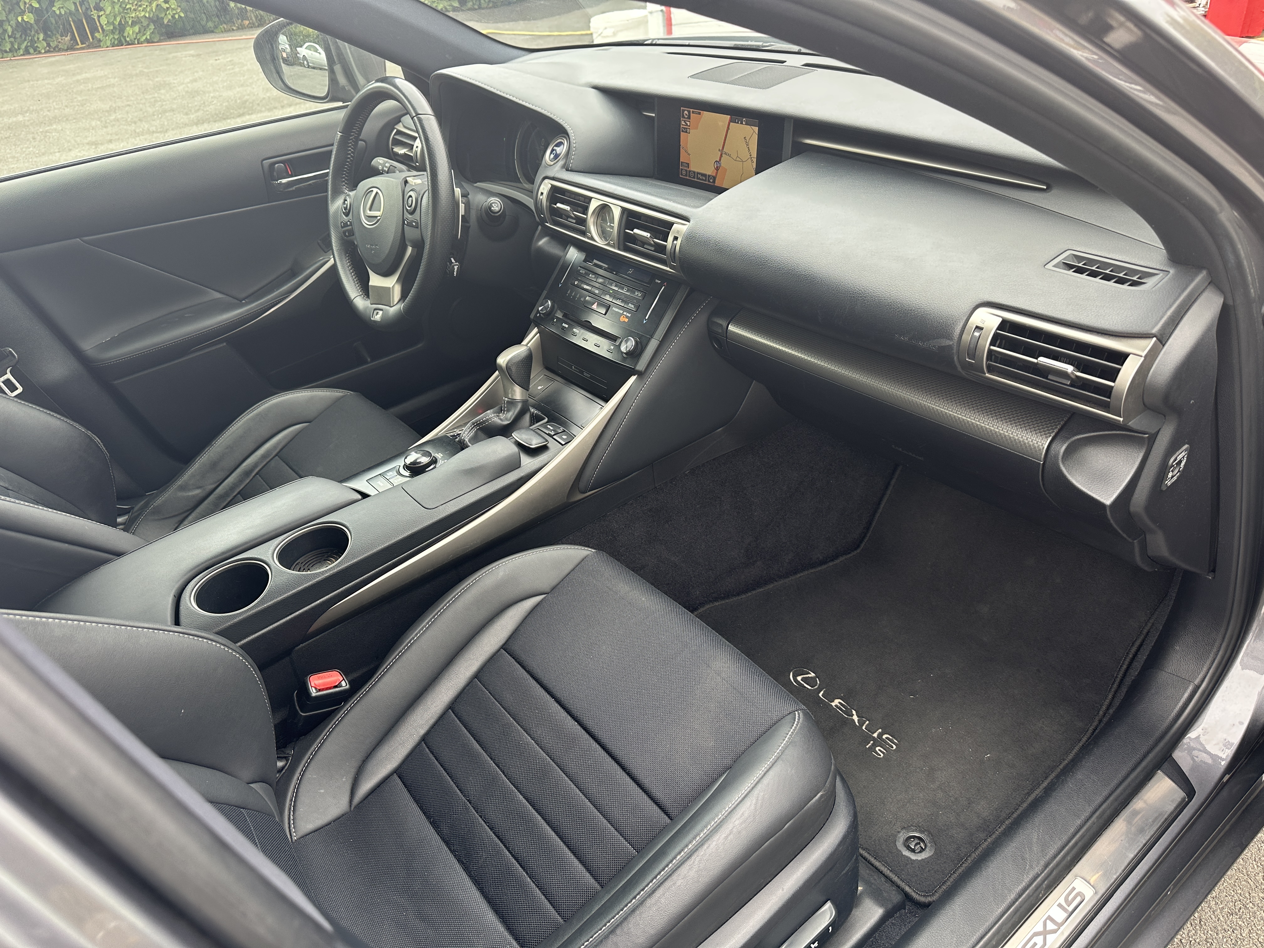 Lexus Is Lexus is300H F Sport Hybrid-Essence 133kw-181cv