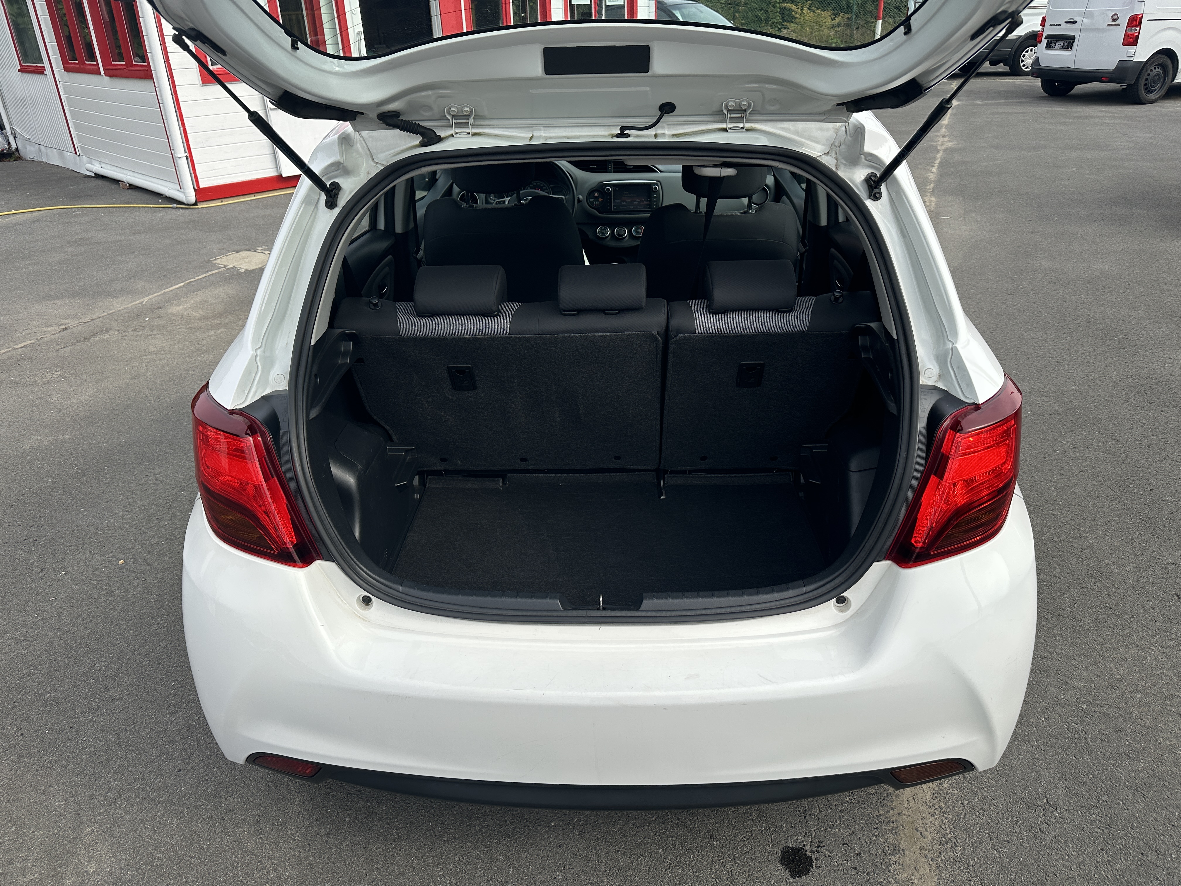 Toyota Yaris III 100 VVT-I STYLE 5P