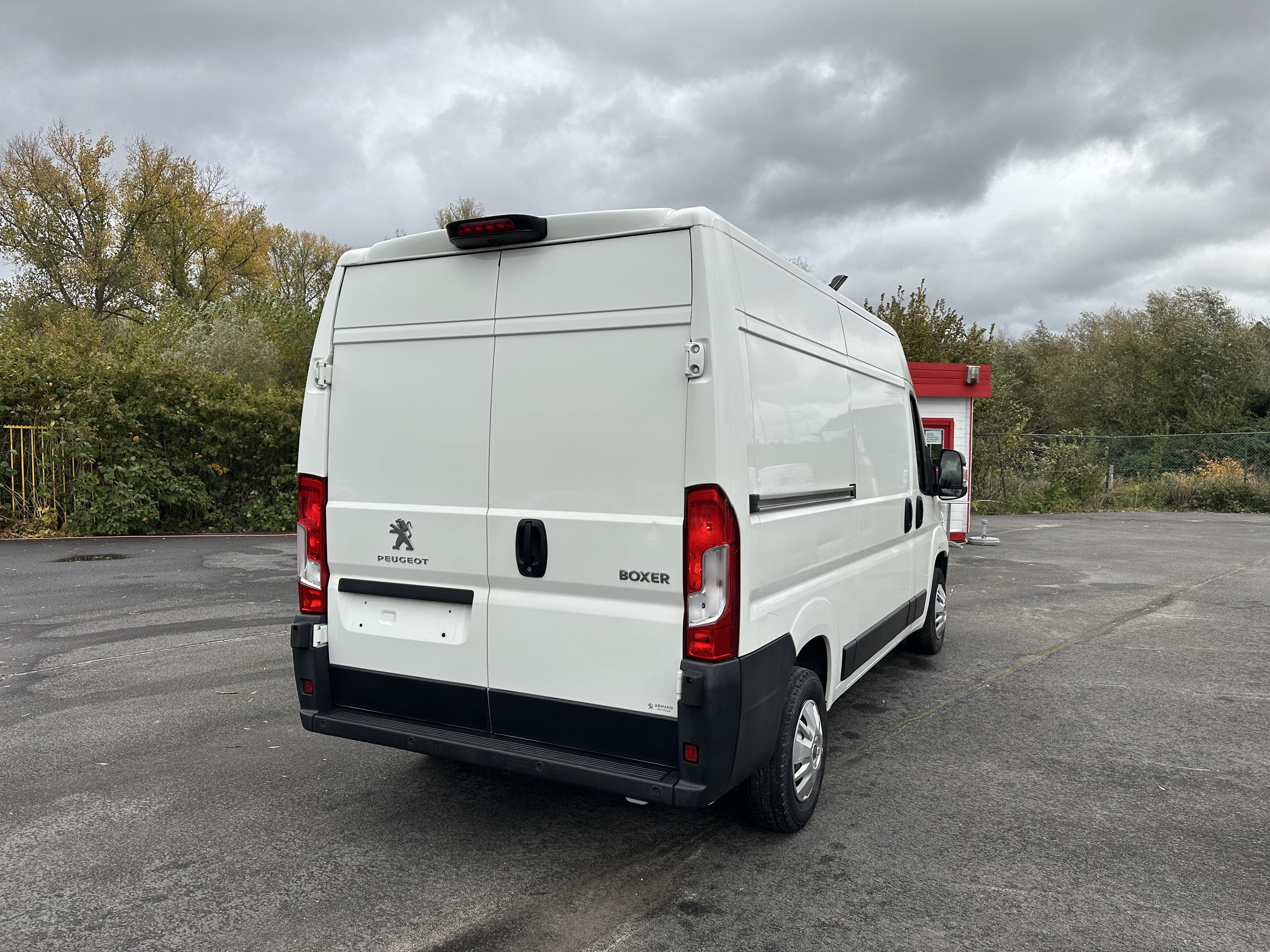 Peugeot Boxer II FOURGON TOLE PACK CD CLIM 335 L2H2 2.2 HDI FAP 130