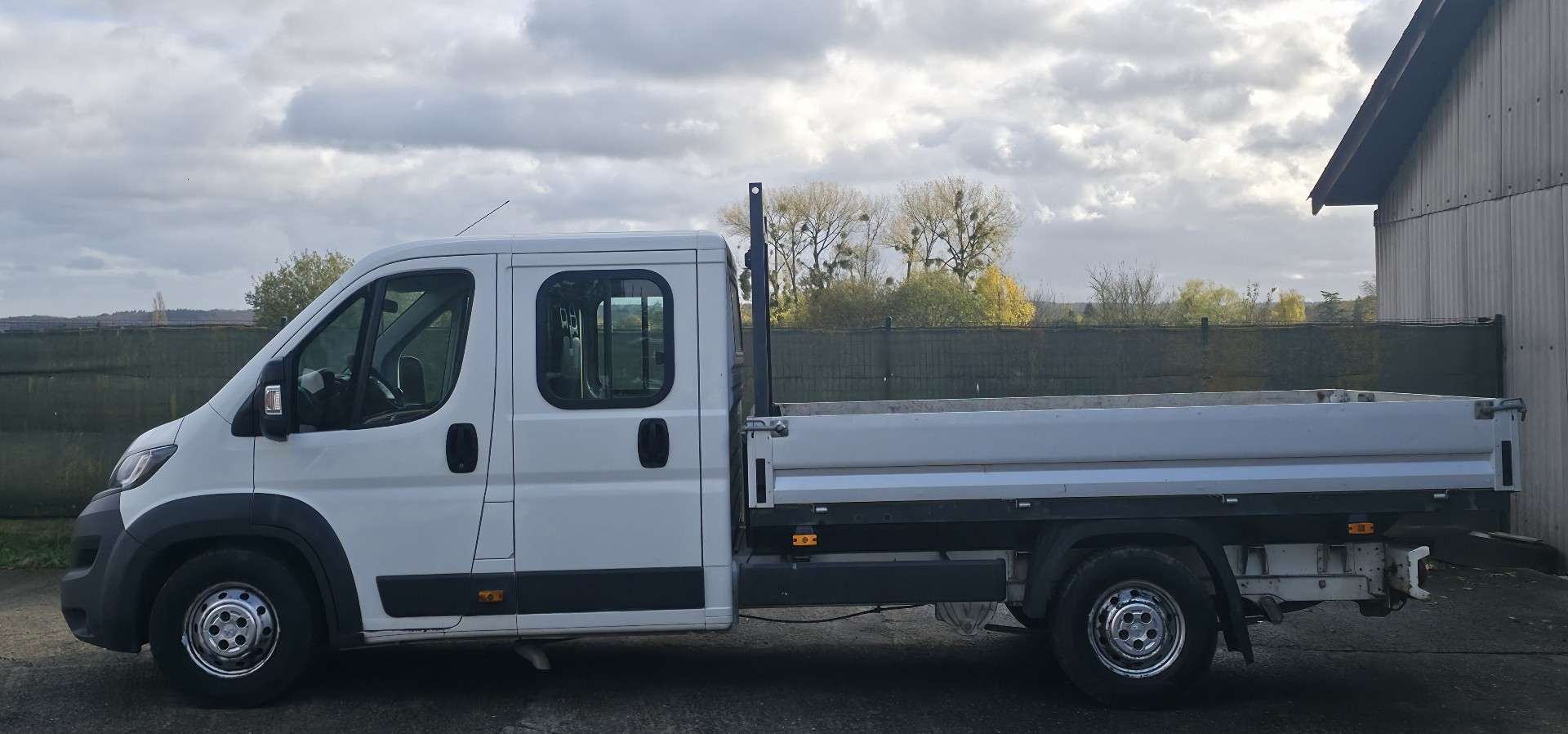 Peugeot Boxer 3.0 D DOUBLE CAB/PLATEAU/BLUETOOTH/ATT REM/TVAC