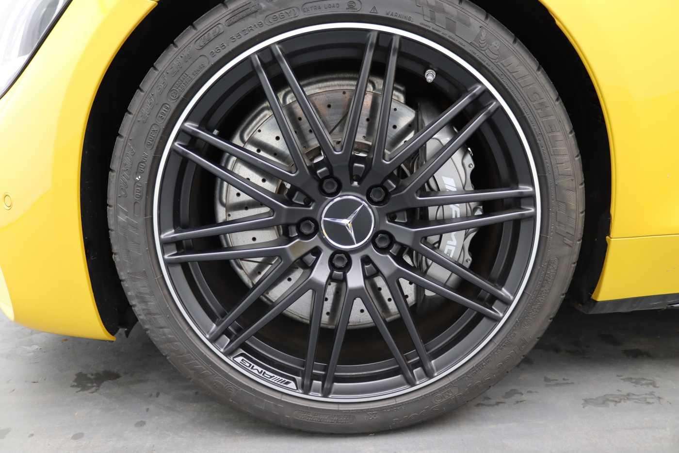 Mercedes-Benz AMG GT Roadster