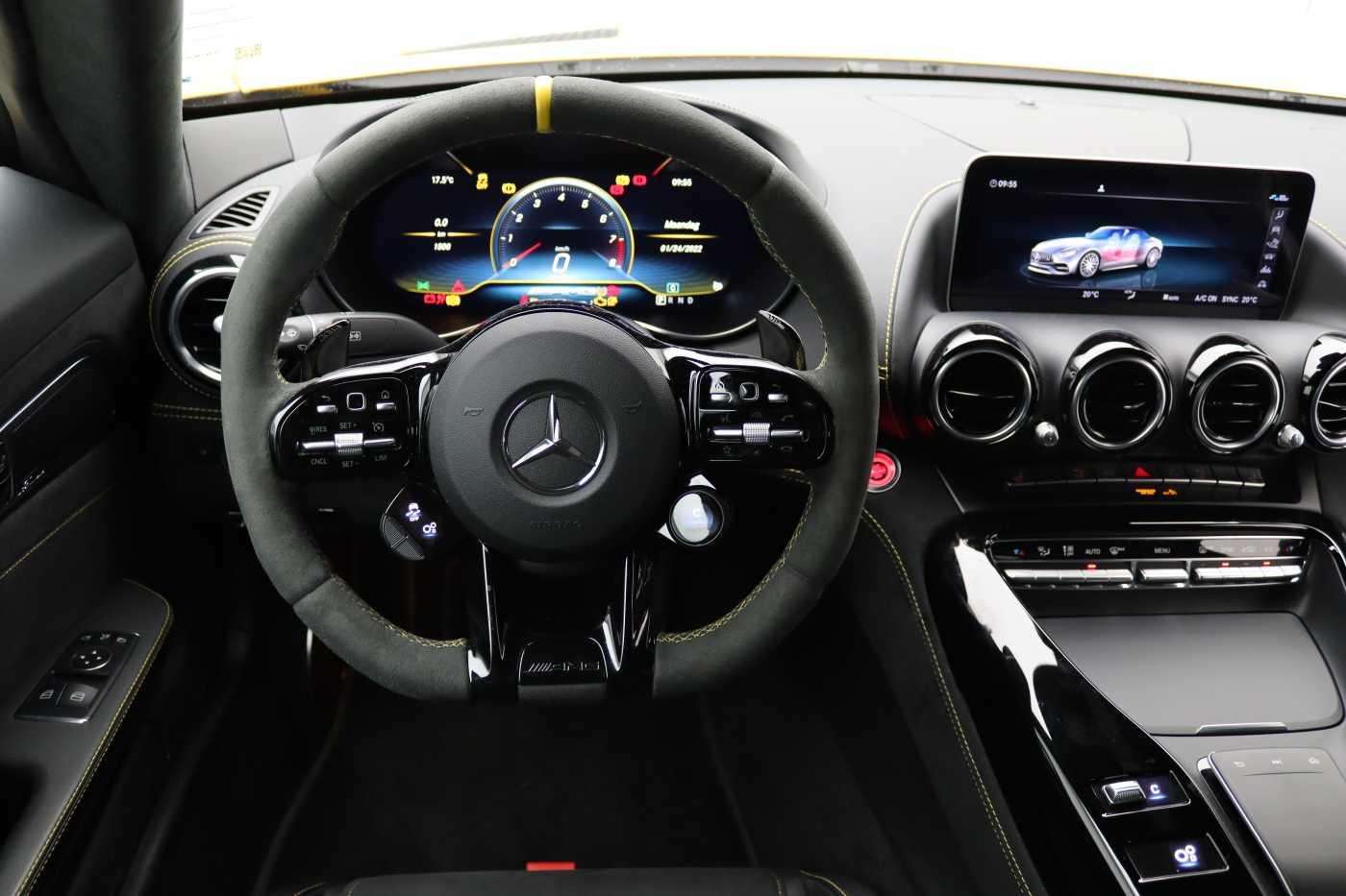 Mercedes-Benz AMG GT Roadster