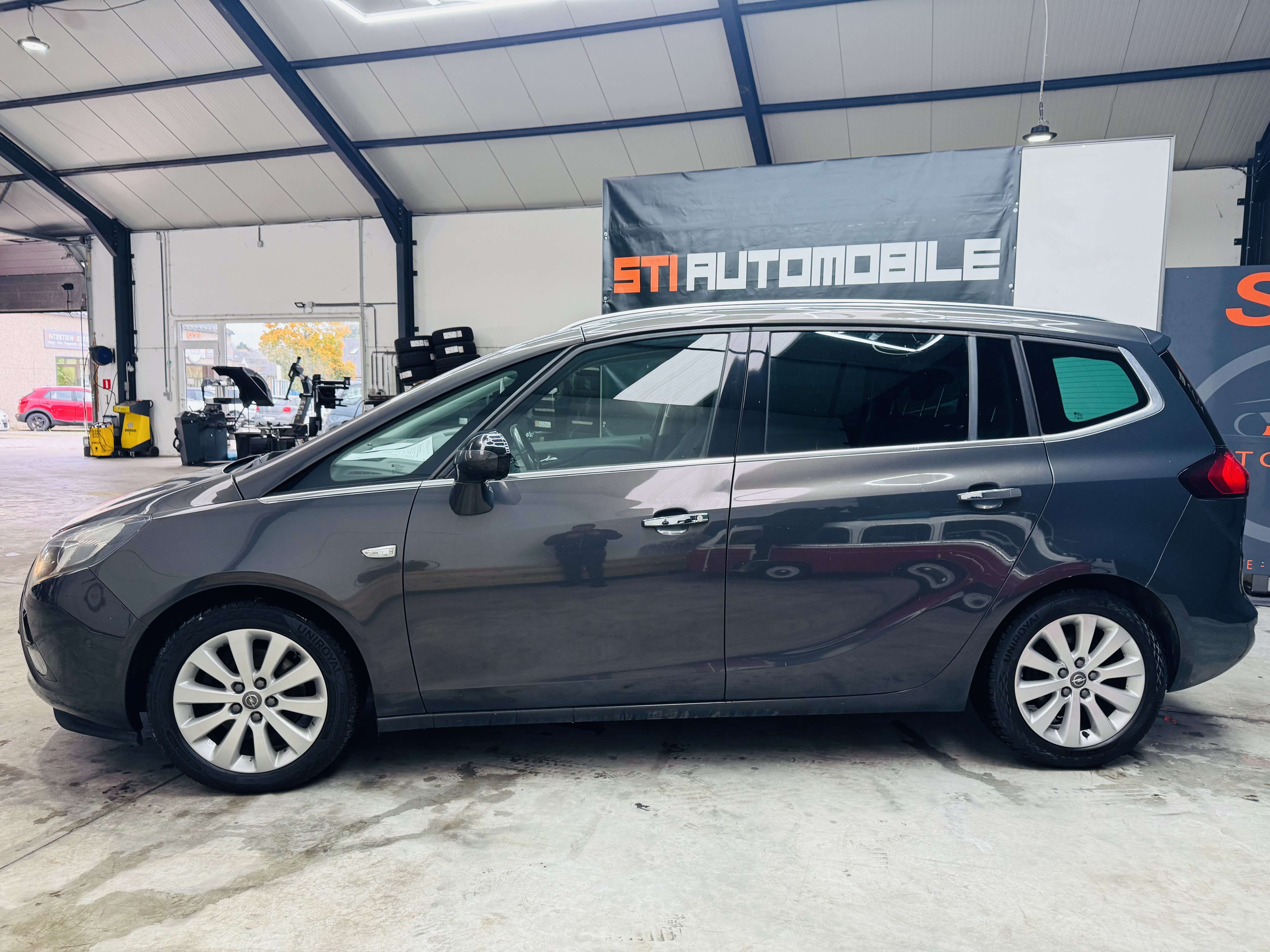 Opel Zafira Tourer Zafira 2.0 CDTi Comfort **EXPORT OU MARCHAND **