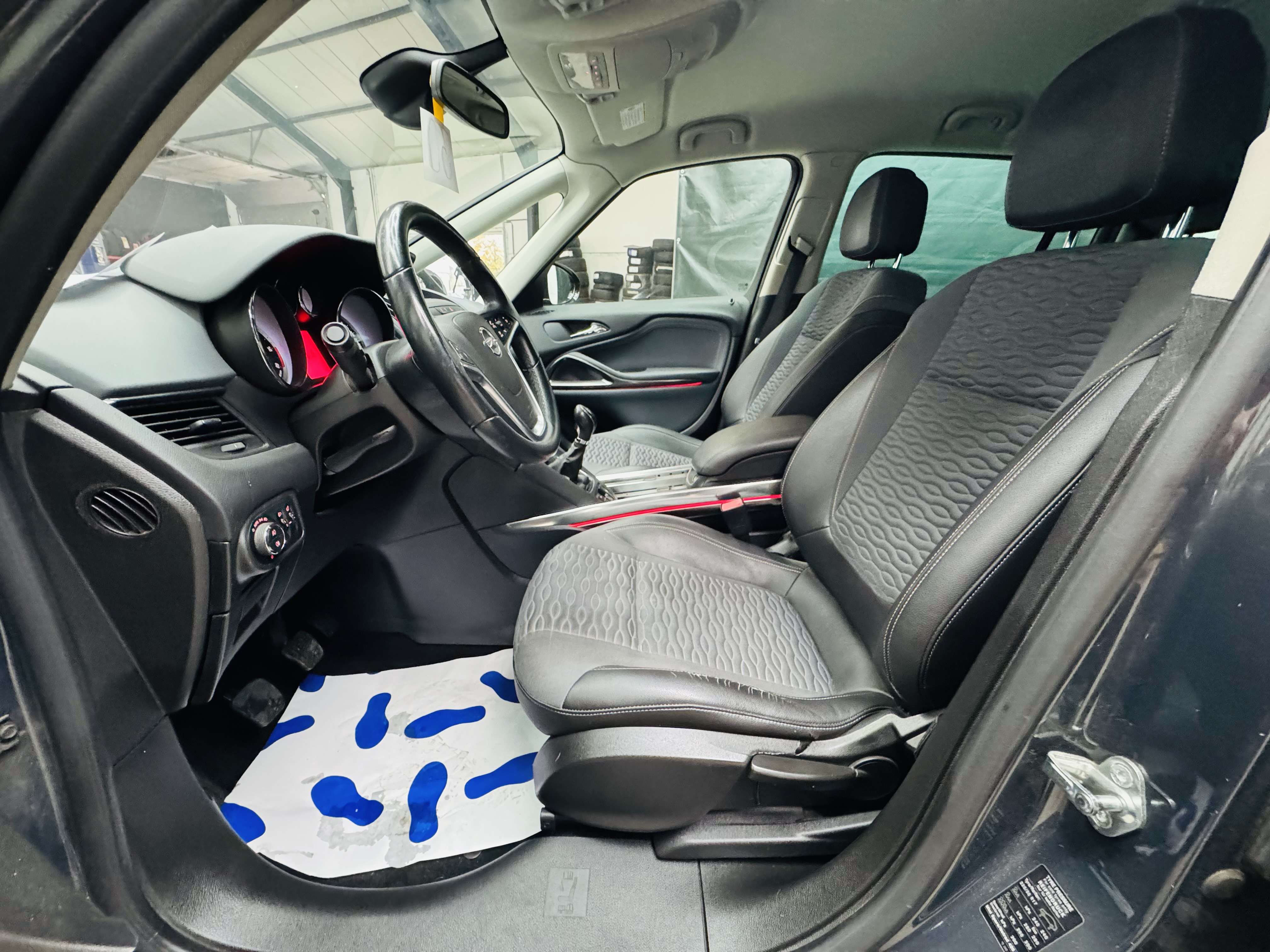 Opel Zafira Tourer Zafira 2.0 CDTi Comfort **EXPORT OU MARCHAND **