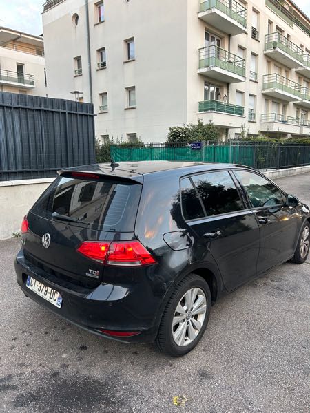 Volkswagen Golf Golf 7 1.6tdi petit défaut carrosserie leger