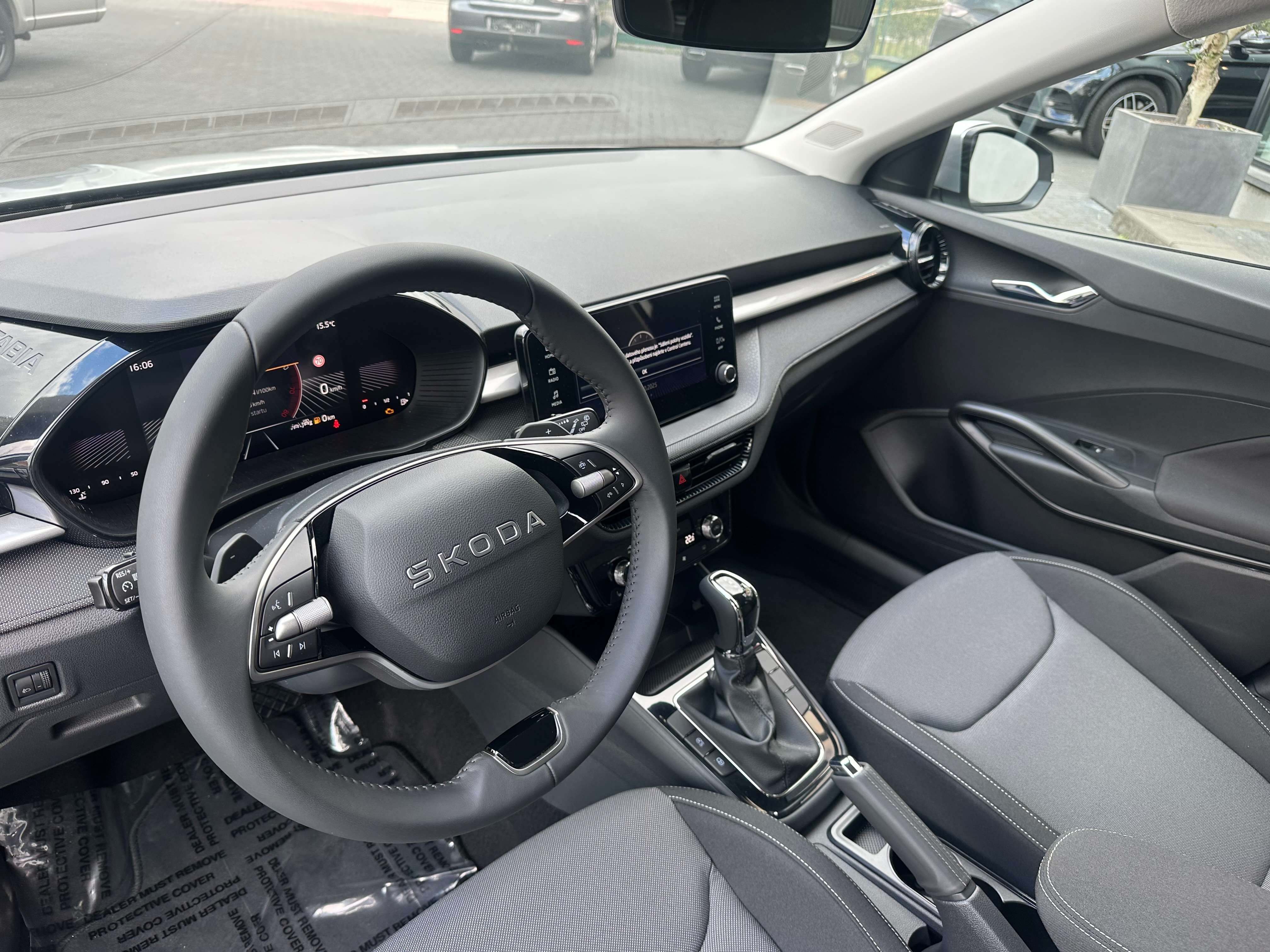 Skoda Fabia 1.0i  115pk DSG Automaat  Verw zetels NIEUW !!!!