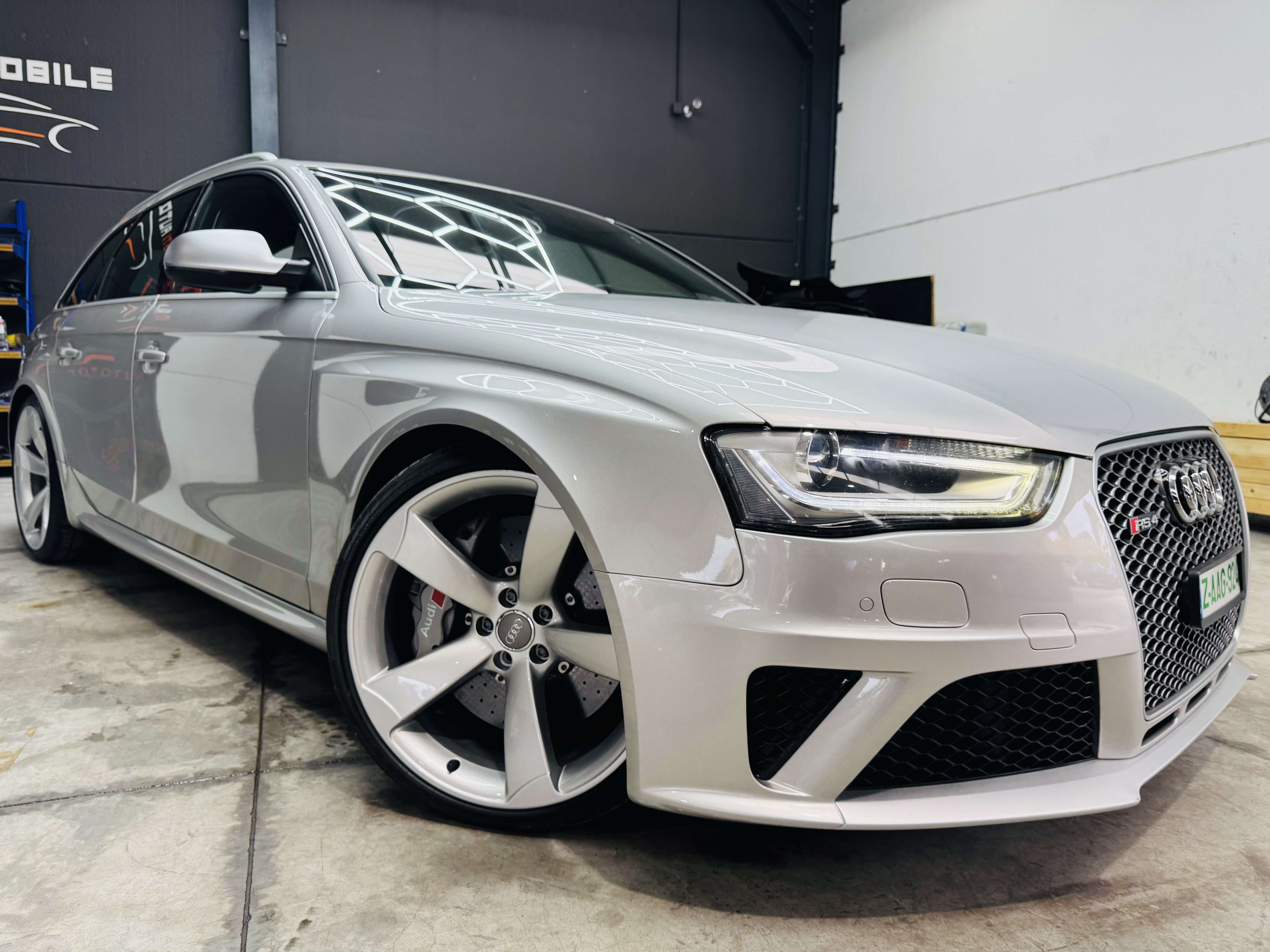 Audi RS4 V8 FSI Quattro S tronic