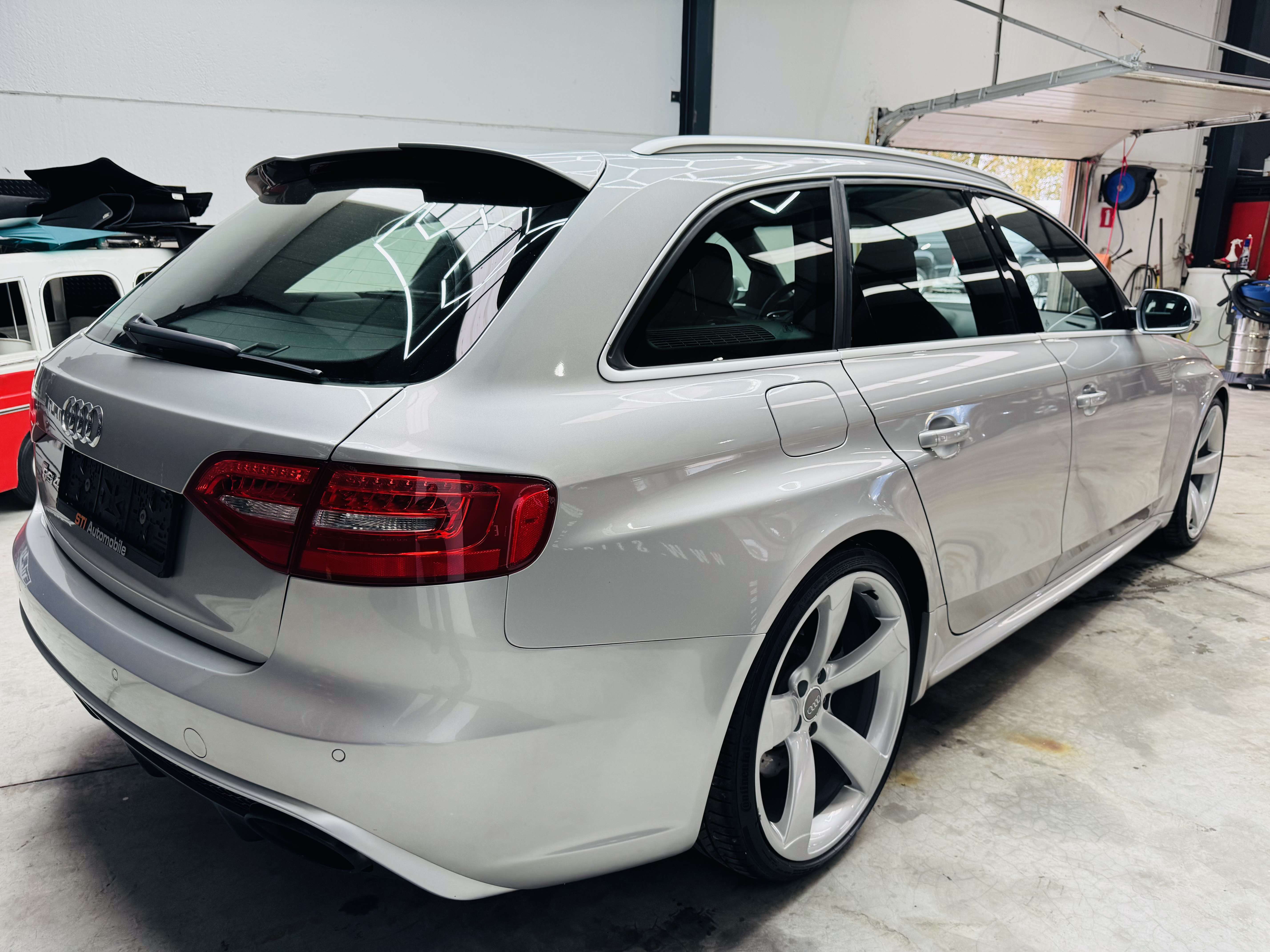 Audi RS4 V8 FSI Quattro S tronic