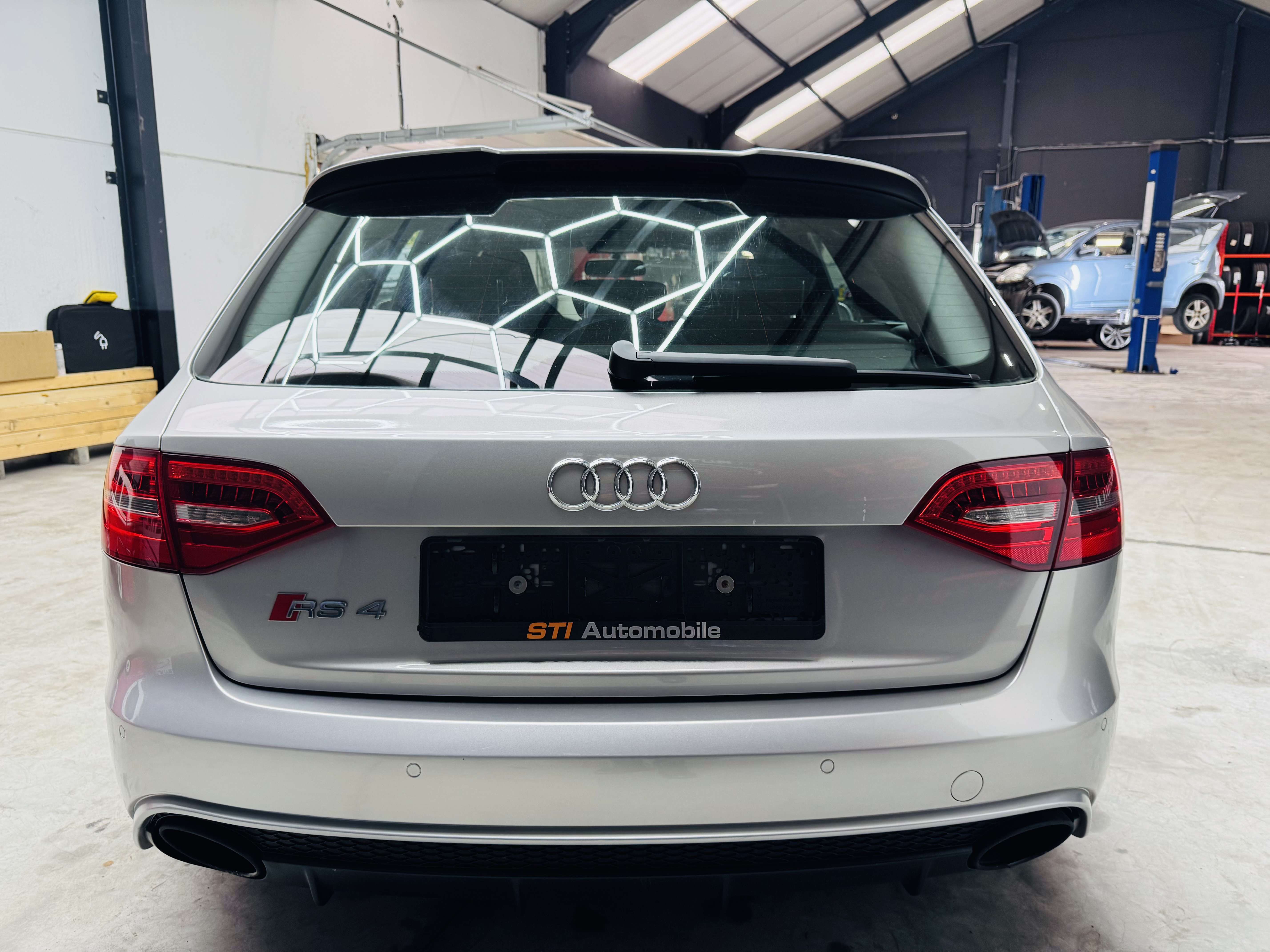 Audi RS4 V8 FSI Quattro S tronic