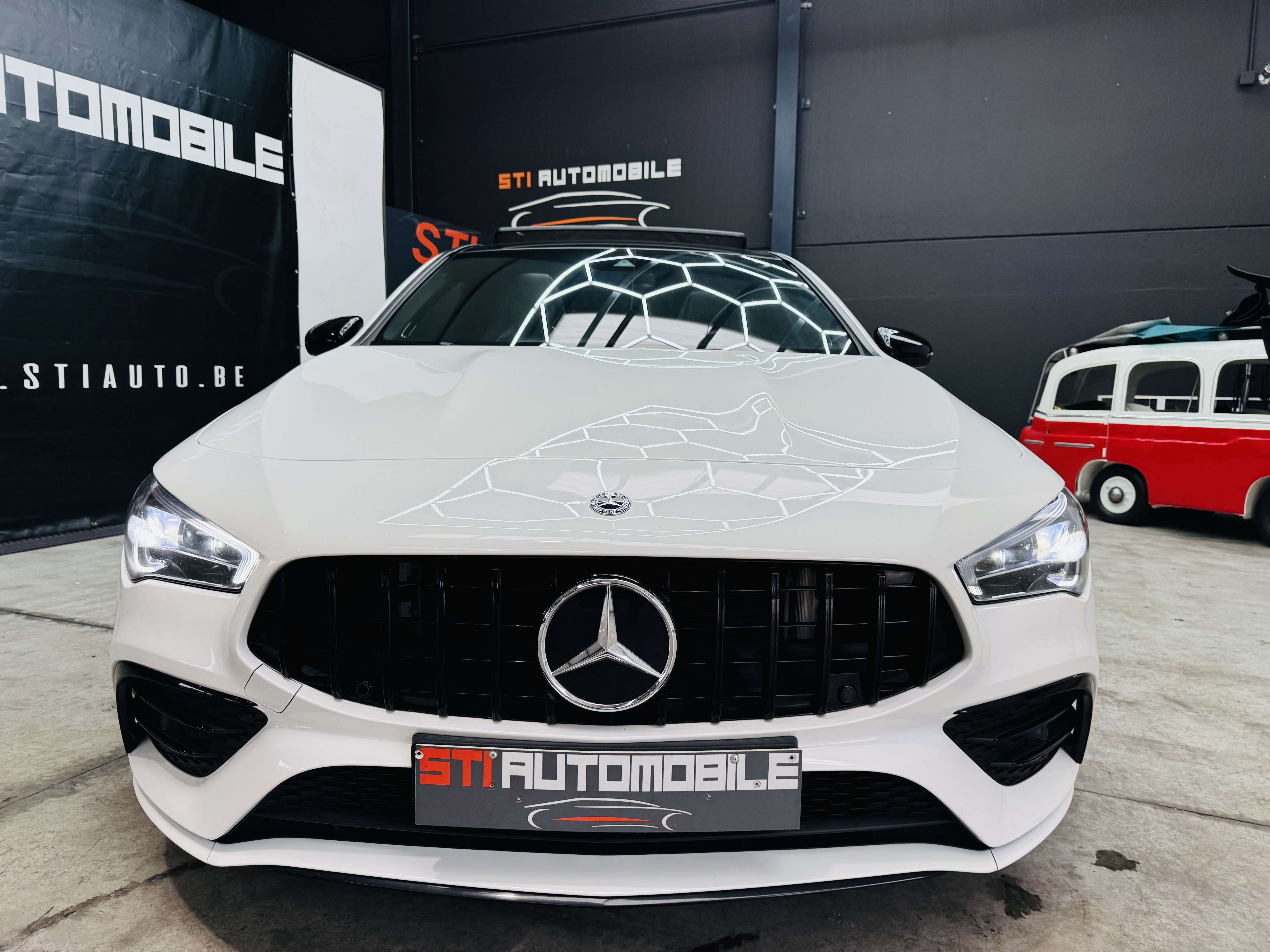Mercedes-Benz CLA 35 AMG CLA 35 4-Matic
