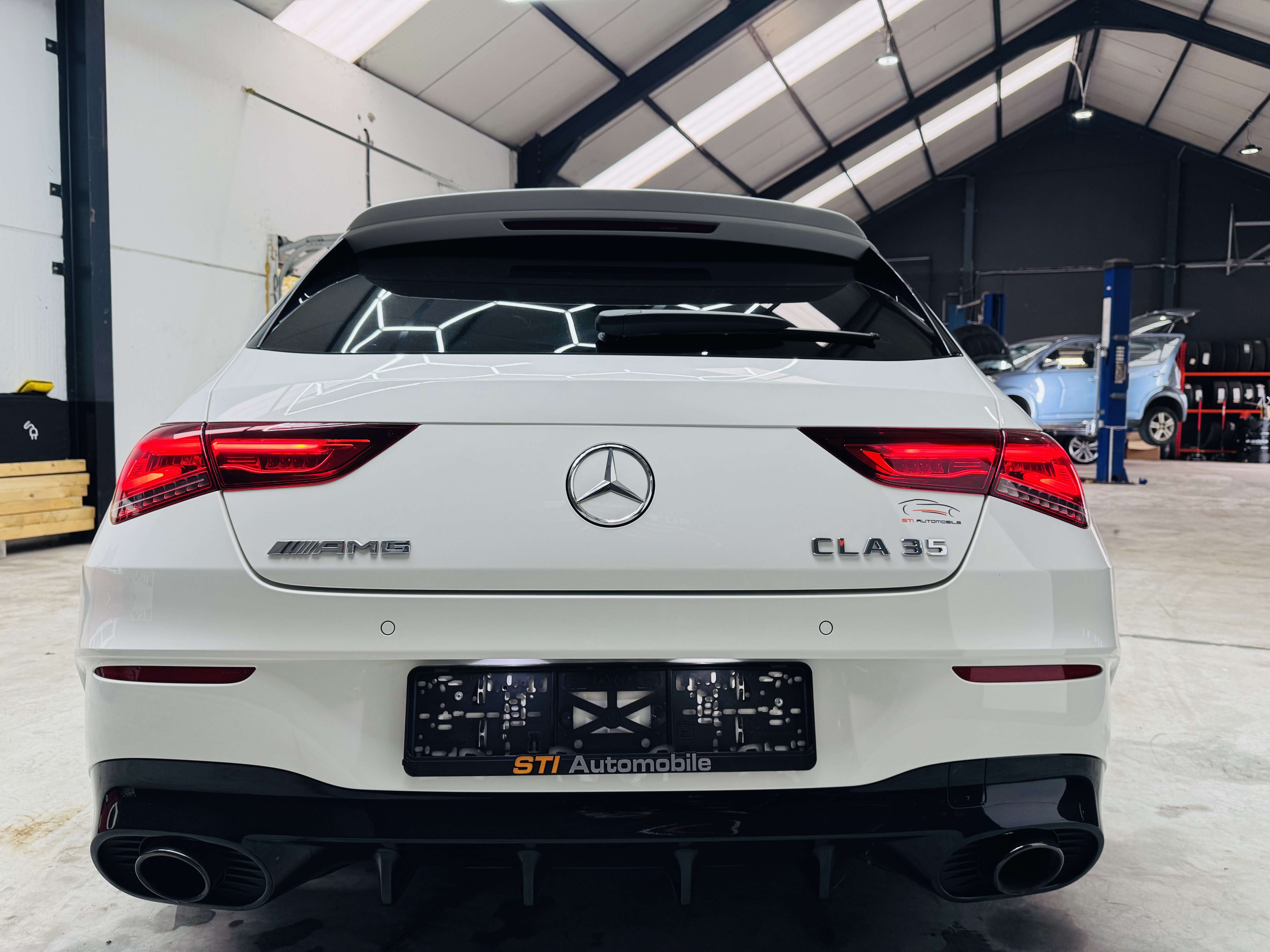 Mercedes-Benz CLA 35 AMG CLA 35 4-Matic