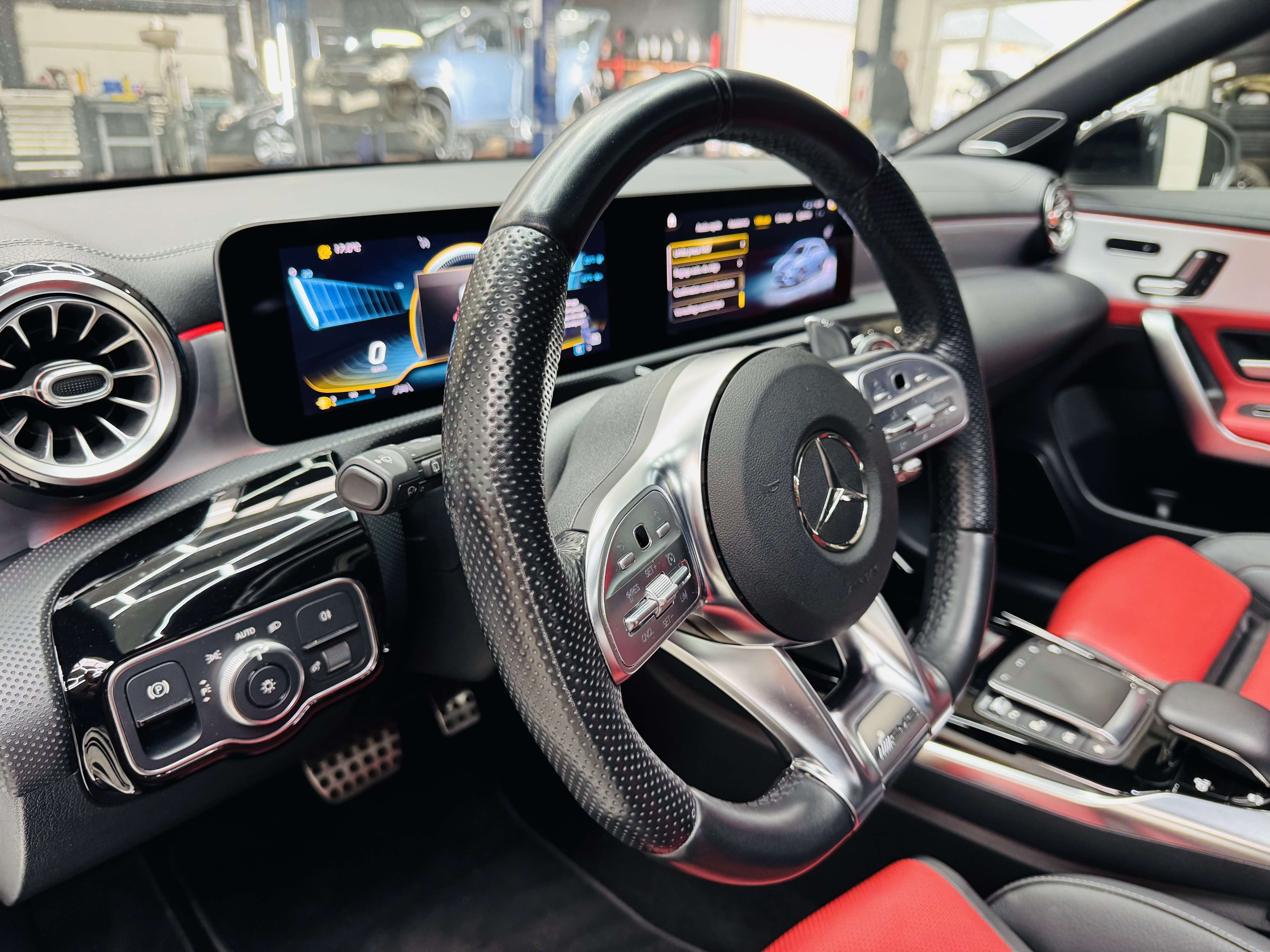 Mercedes-Benz CLA 35 AMG CLA 35 4-Matic