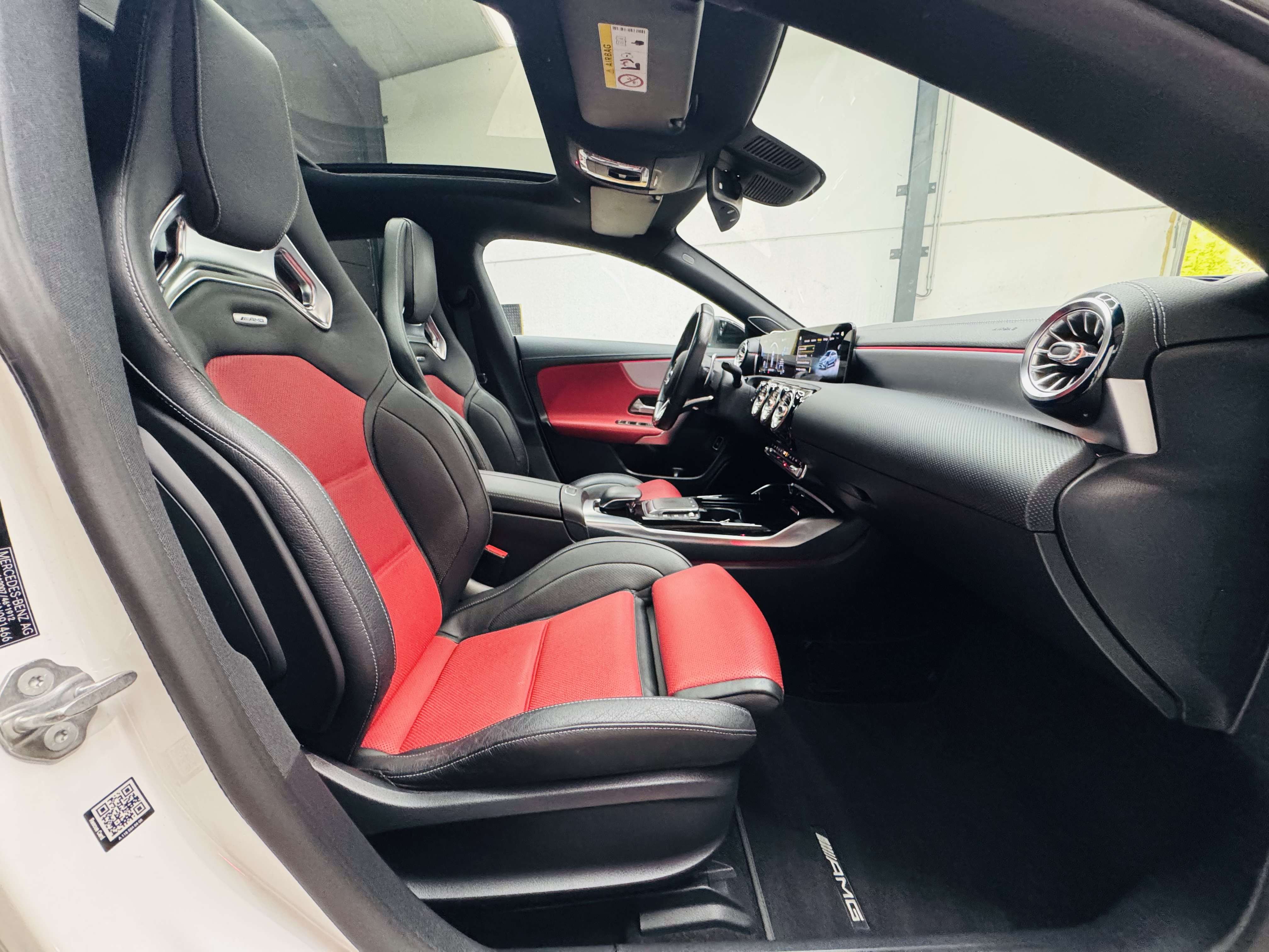 Mercedes-Benz CLA 35 AMG CLA 35 4-Matic