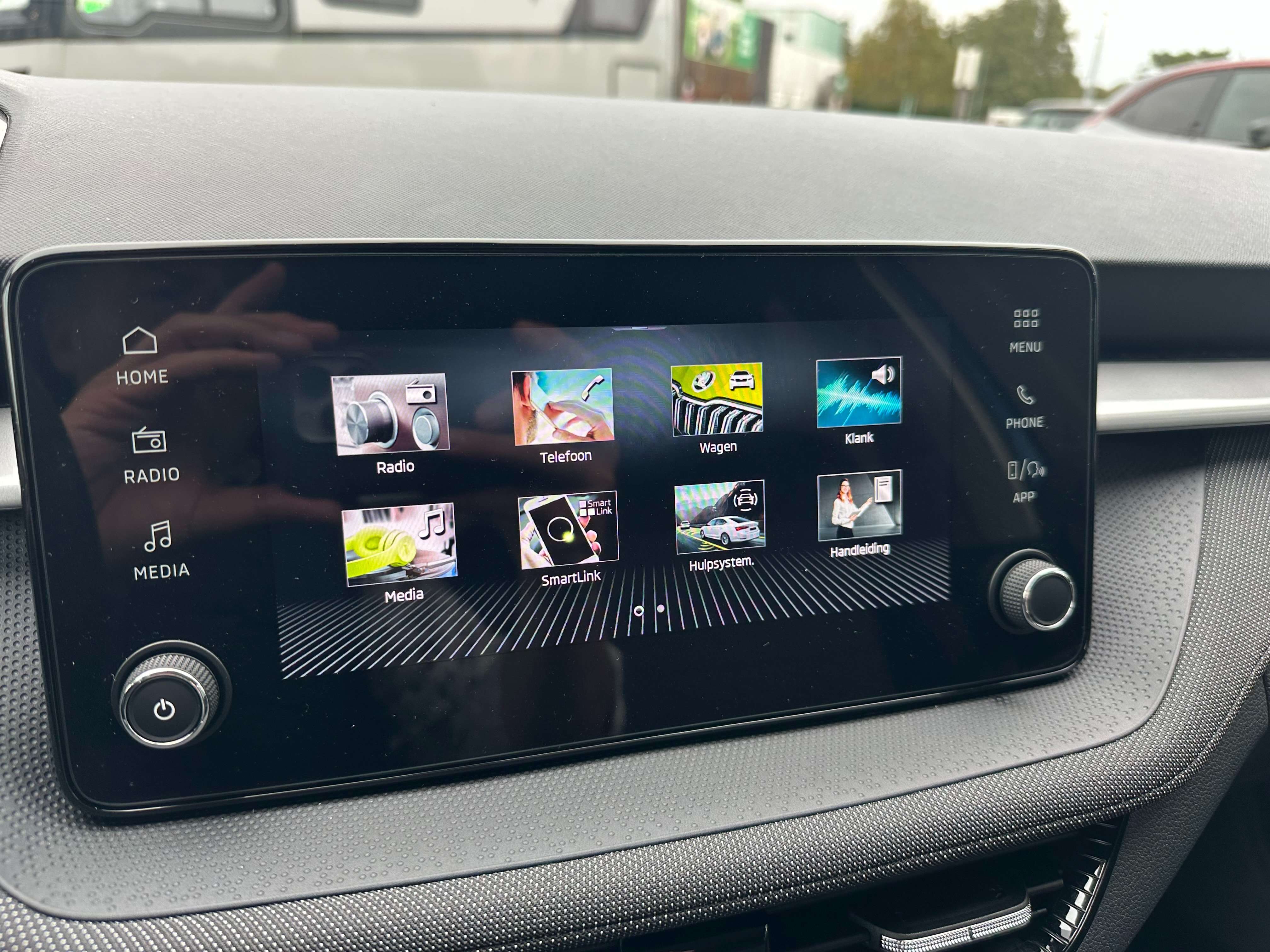 Skoda Fabia 1.0i  DSG  130years Camera GPS Verw zetels NIEUW