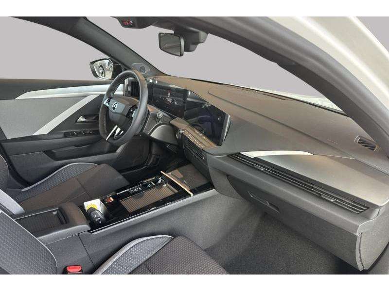Opel Astra EDITION