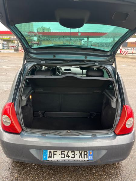 Renault Clio II (2) 1.5 DCI 80 CONFORT PACK CLIM DYNAMIQUE 5P