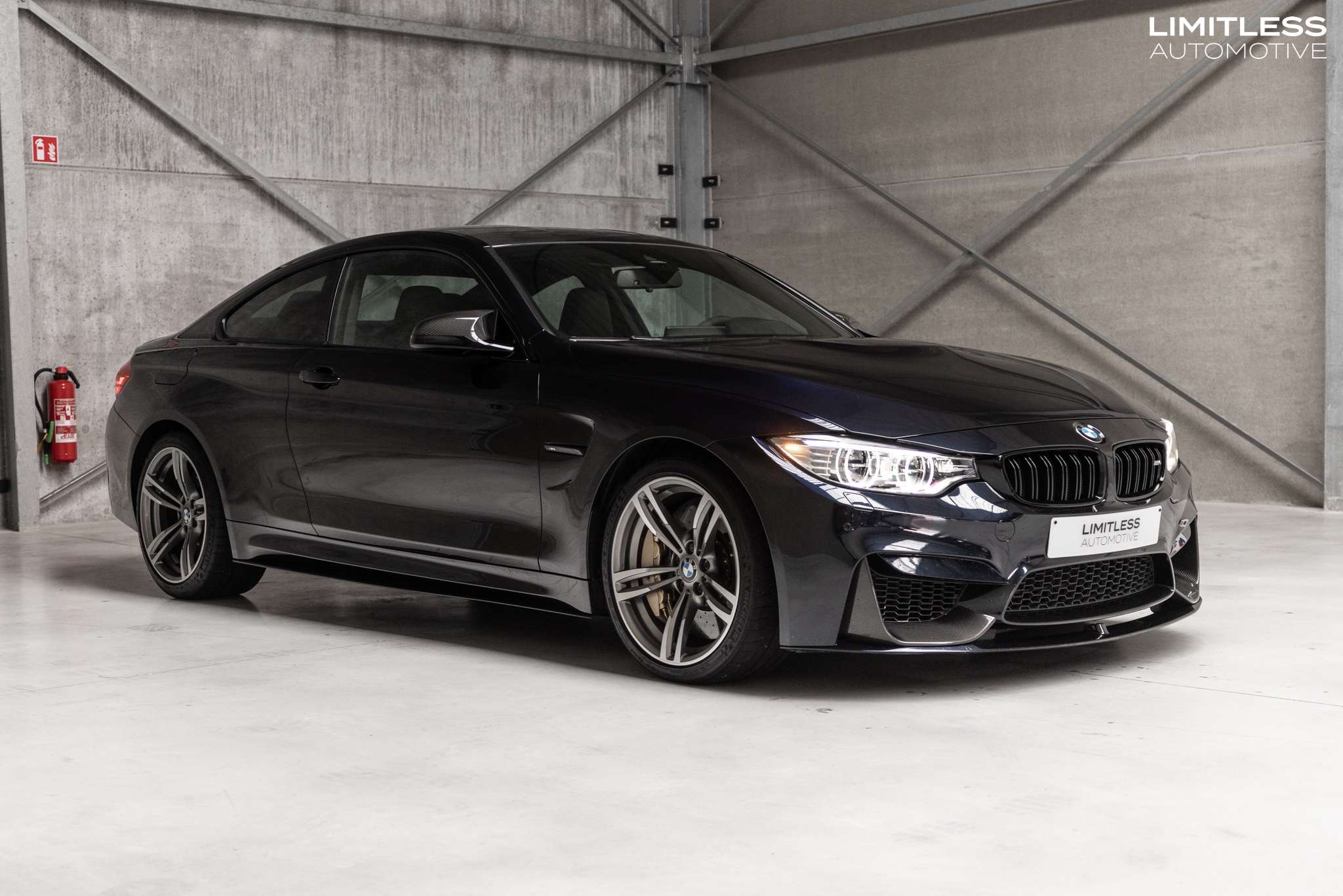BMW M4 Coupé DKG | M Performance / Carbon / FULL