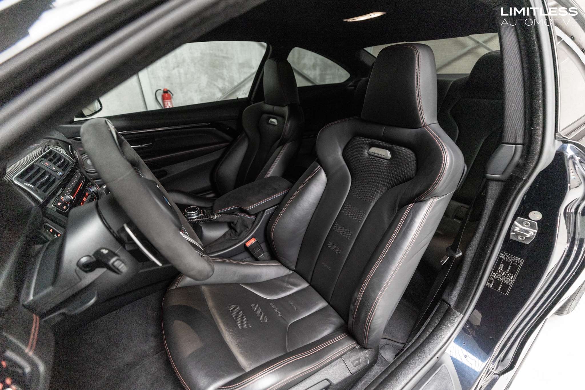 BMW M4 Coupé DKG | M Performance / Carbon / FULL