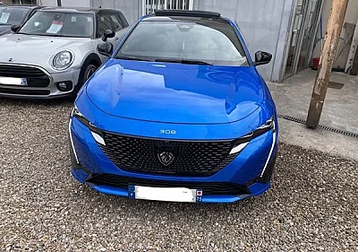 Peugeot 308 1.5 BlueHDi 130ch S&S GT EAT8 TOIT OUVRANT FULL OPTIONS