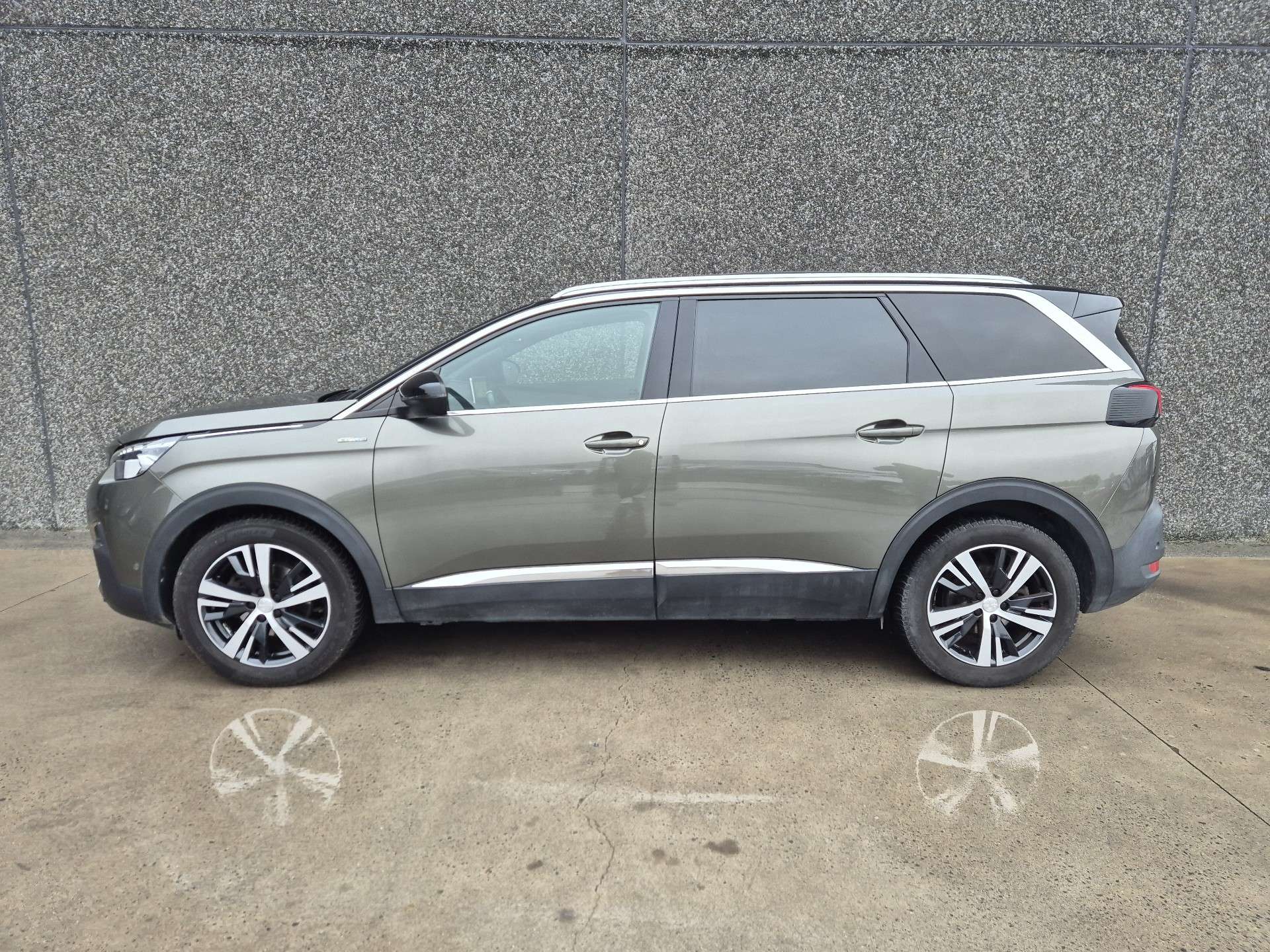 Peugeot 5008 1.5 BlueHDi GT Line// 7 PL /CARPLAY/GARANTIE 12M