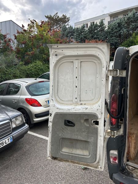 Renault Trafic CABINE APPROFONDIE GENERIQUE L1H1/1000KG/ 1.9 DCI 80