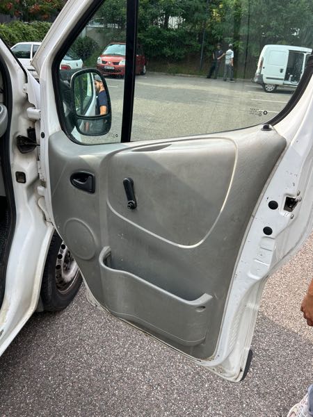Renault Trafic CABINE APPROFONDIE GENERIQUE L1H1/1000KG/ 1.9 DCI 80