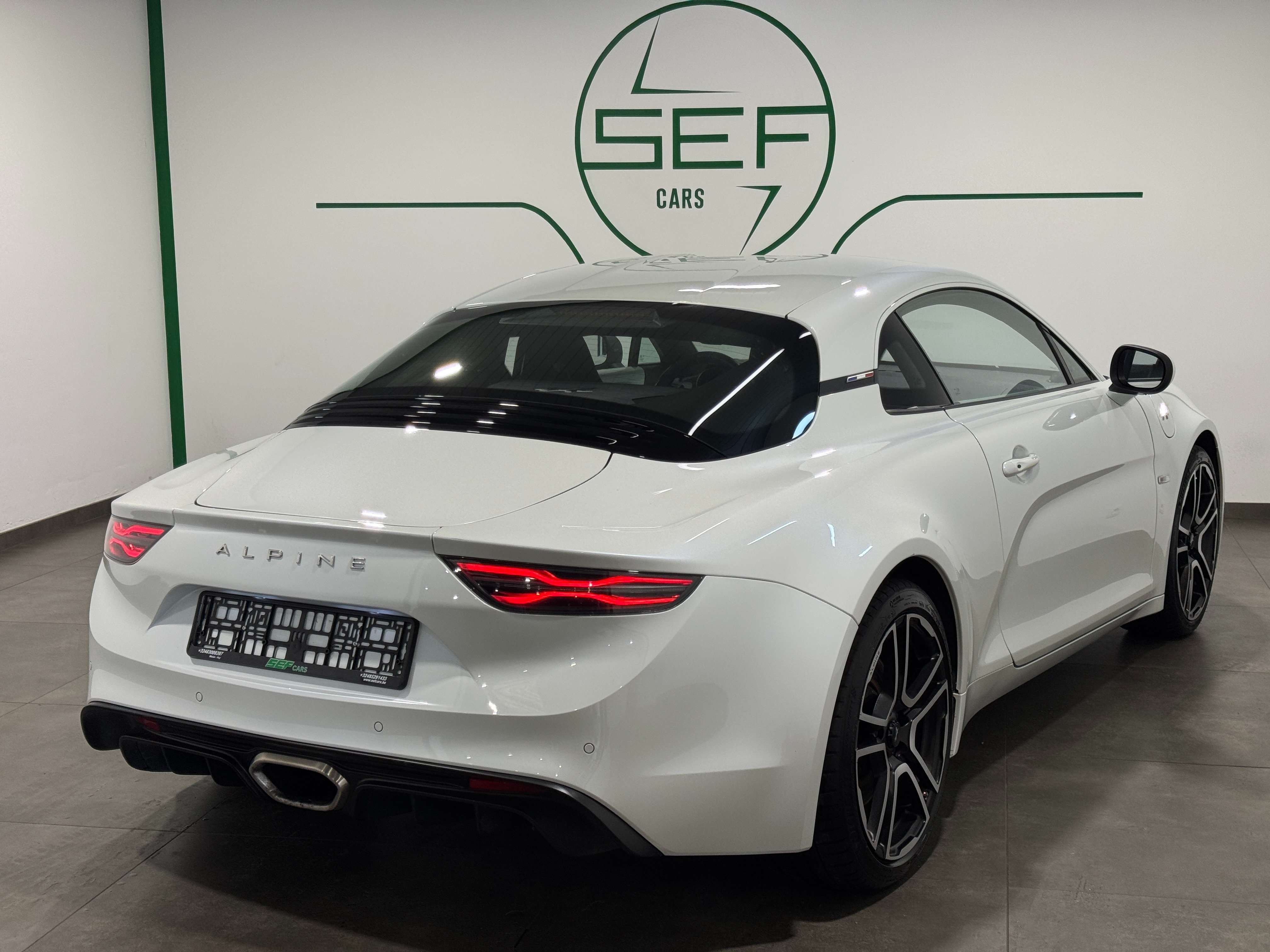 Alpine A110 * 1.8 Turbo * GPS * A/C * Premiere Edition 932 *