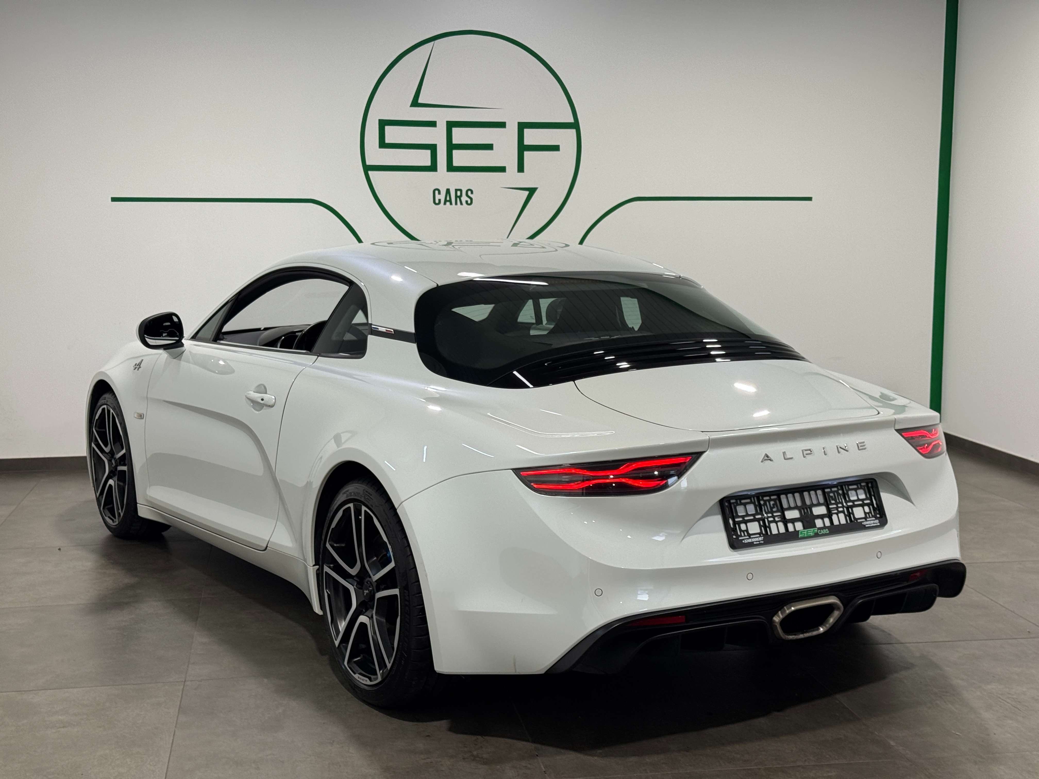 Alpine A110 * 1.8 Turbo * GPS * A/C * Premiere Edition 932 *