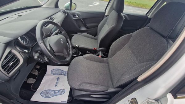 Citroen C3 II (2) 1.2 110 PURETECH S&amp;S FEEL EDITION