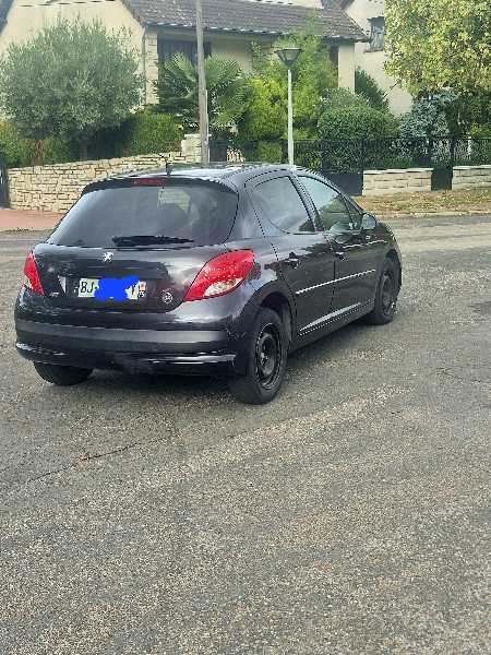 Peugeot 207 1.4 HDI 70 STYLE BLUE LION 5P