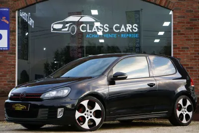 Volkswagen Golf GTI 2.0 TSI AKRAPOVIC CARNET DISTRIBUTION FAITE