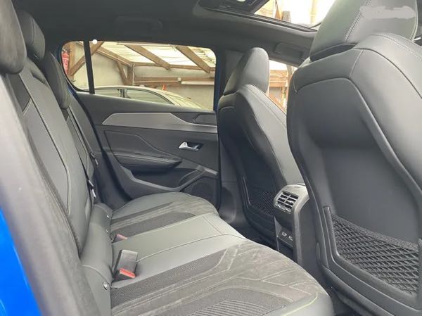 Peugeot 308 1.5 BlueHDi 130ch S&S GT EAT8 TOIT OUVRANT FULL OPTIONS