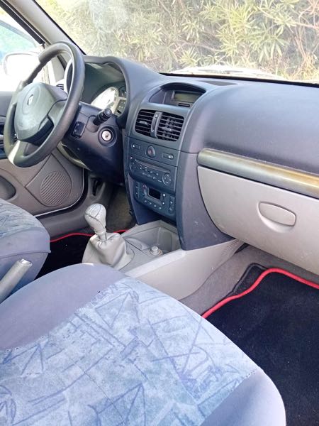 Renault Clio III 1.4 16V 5P