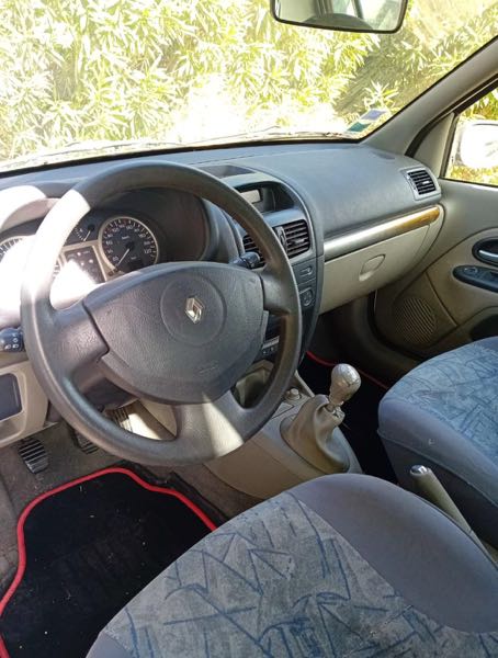 Renault Clio III 1.4 16V 5P