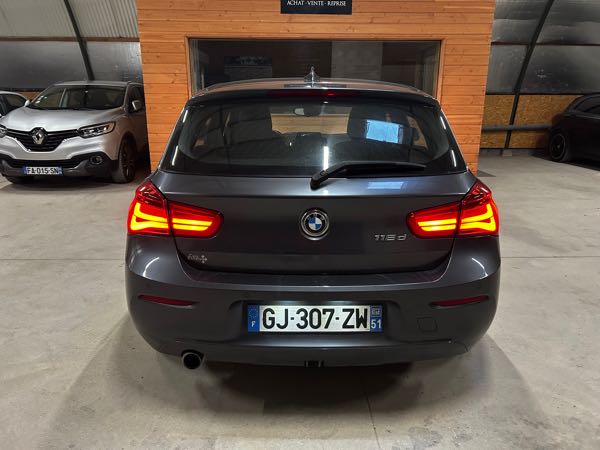 Bmw Serie 1 (F40) 118D 150 8CV LOUNGE