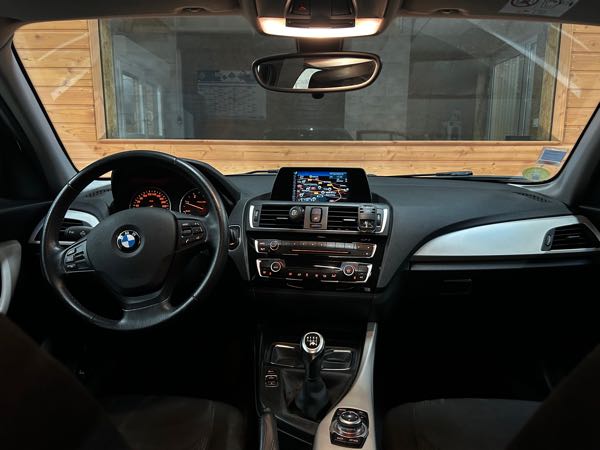 Bmw Serie 1 (F40) 118D 150 8CV LOUNGE
